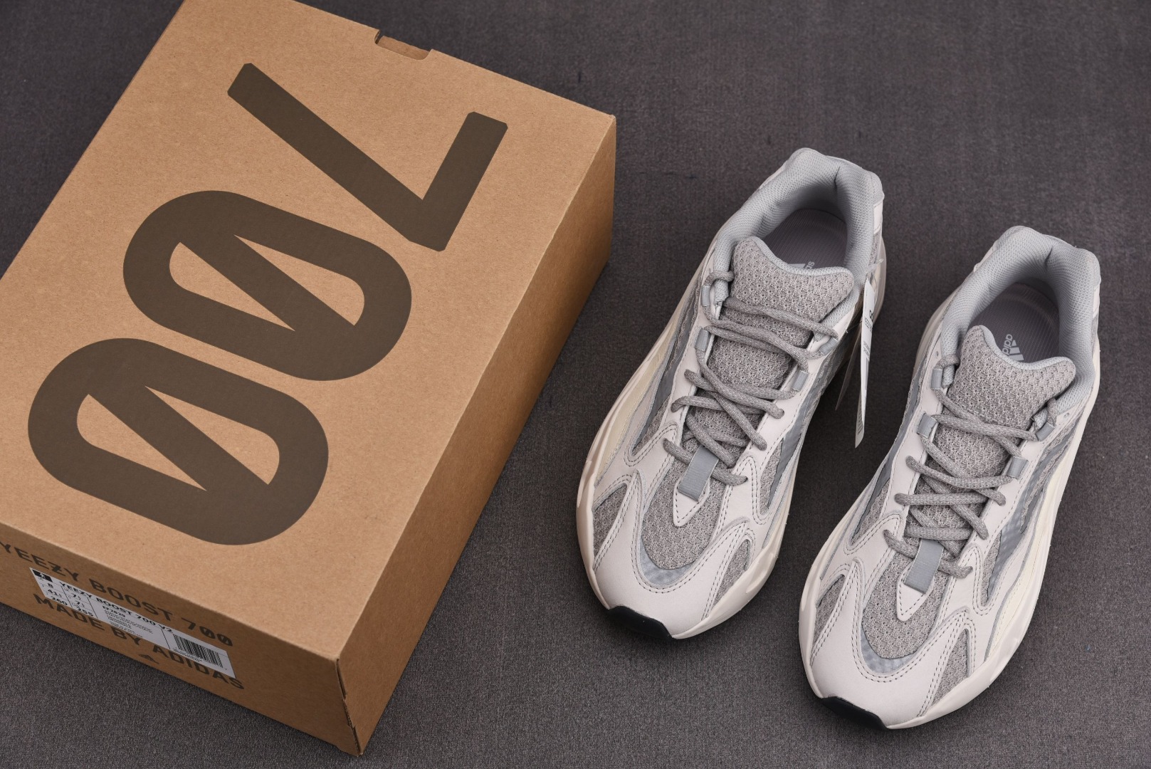 Yeezy700尺码:36-48纯原版出品-originalsYeezyBoost700V2Static