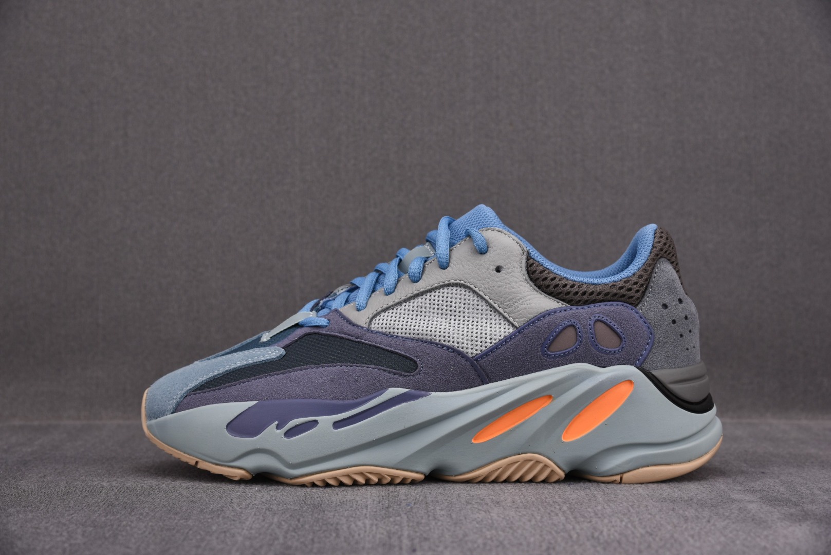 Yeezy700尺码:36-48纯原版出品-originalsYeezyBoost700CarbonBl