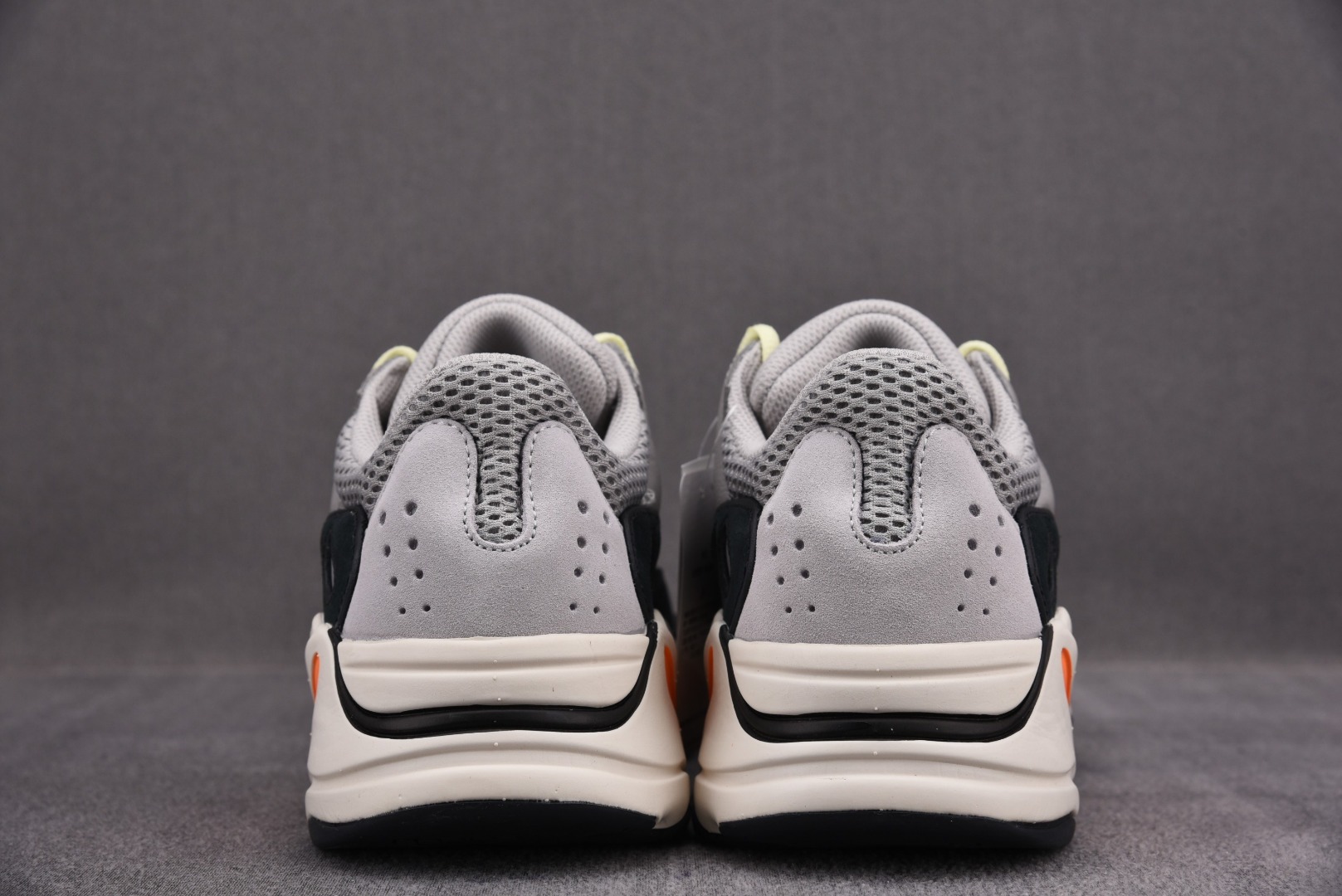 Yeezy700尺码:36-48纯原版出品-originalsYeezyBoost700“WaveRun