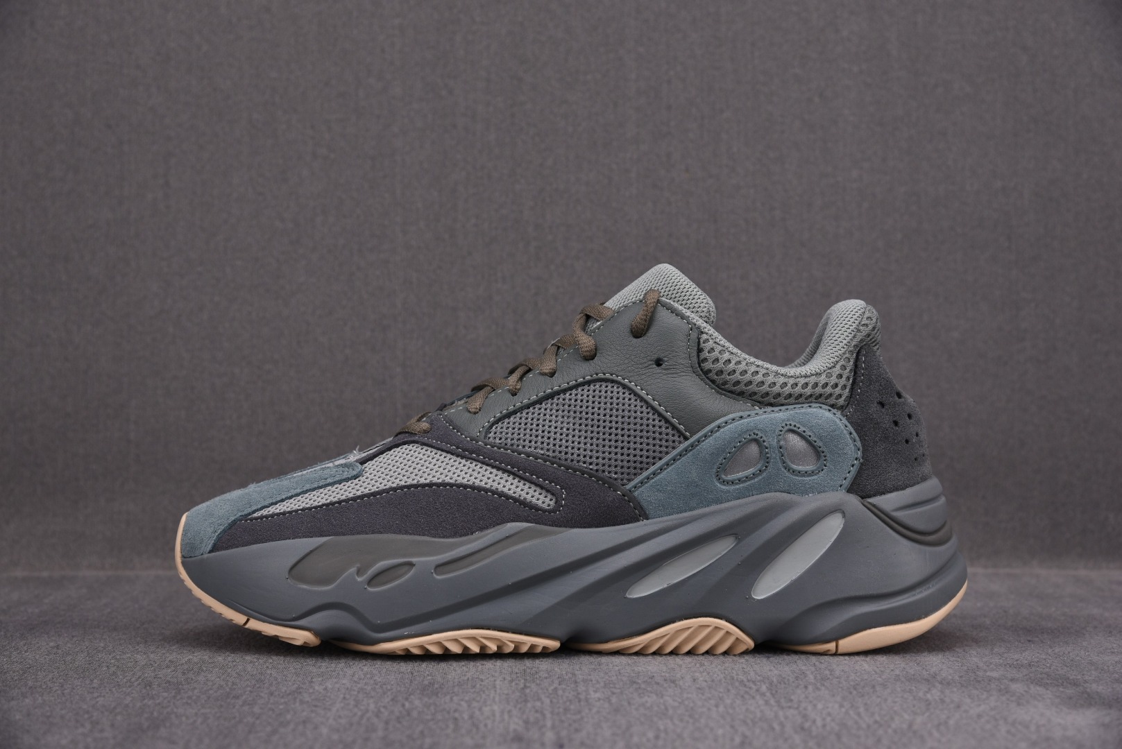 Yeezy700尺码:36-48纯原版出品-originalsYeezyBoost700“TealBlu