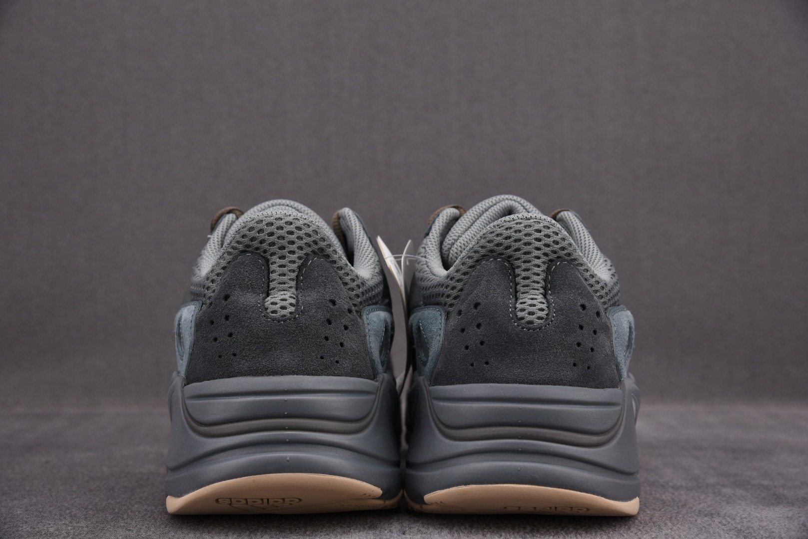 Yeezy700尺码:36-48纯原版出品-originalsYeezyBoost700“TealBlu