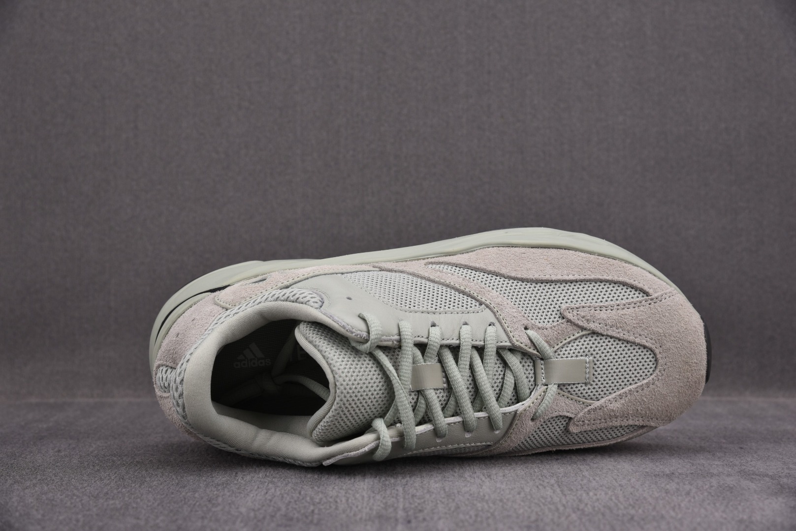 Yeezy700尺码:36-48纯原版出品-originalsYeezyBoost700Salt海盐白色