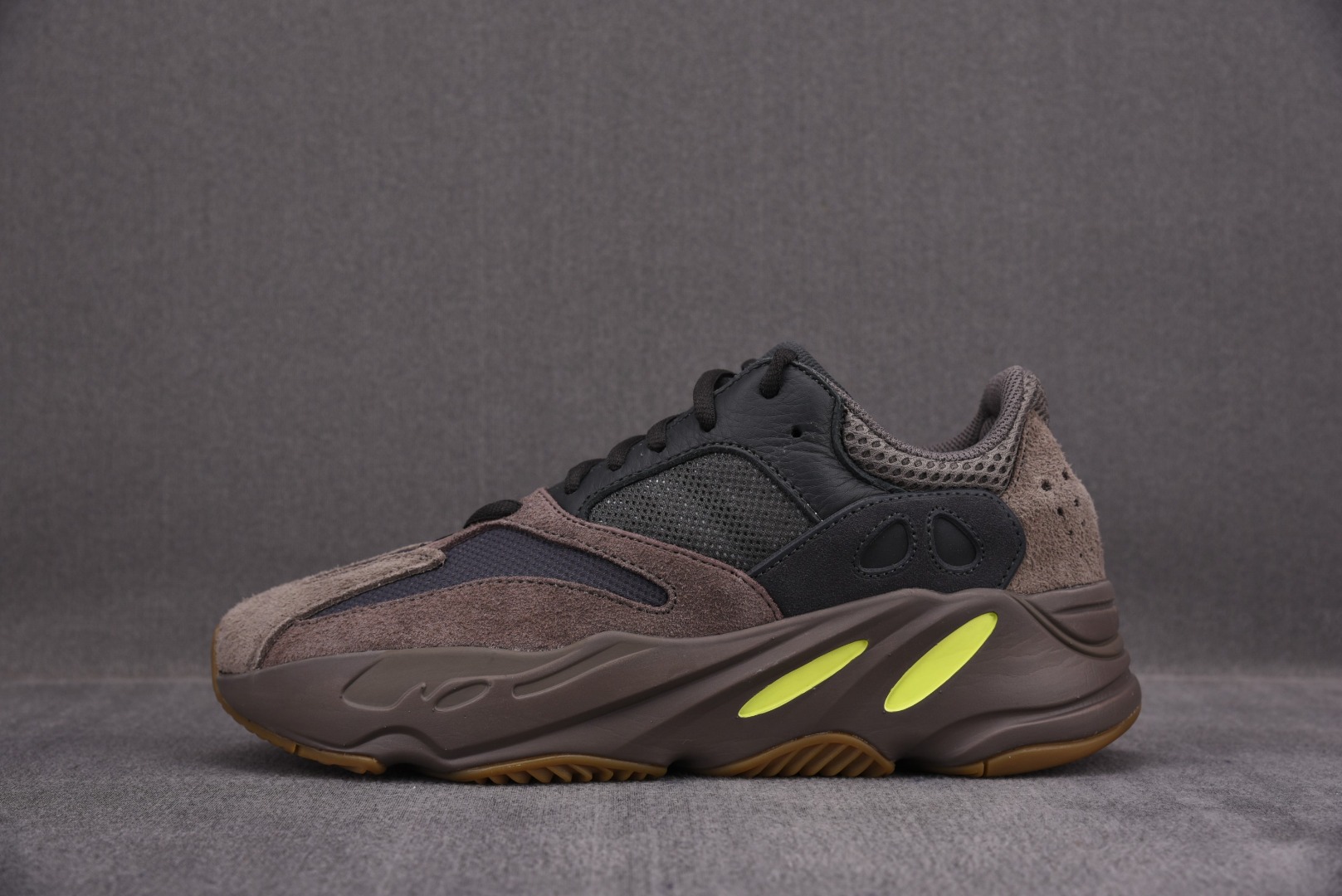 Yeezy700尺码:36-48纯原版出品-originalsYeezyBoost700“Mauve”黑