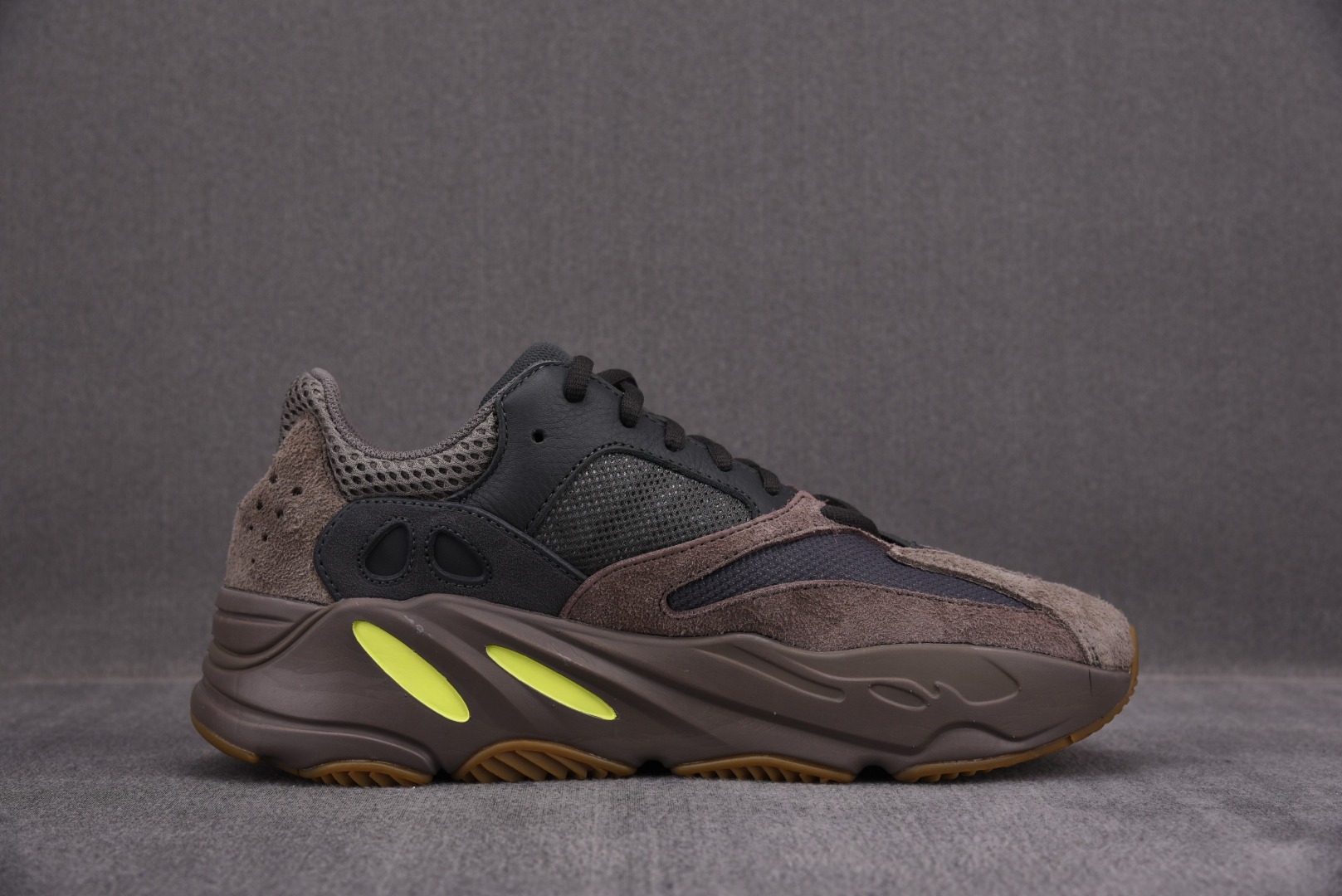 Yeezy700尺码:36-48纯原版出品-originalsYeezyBoost700“Mauve”黑