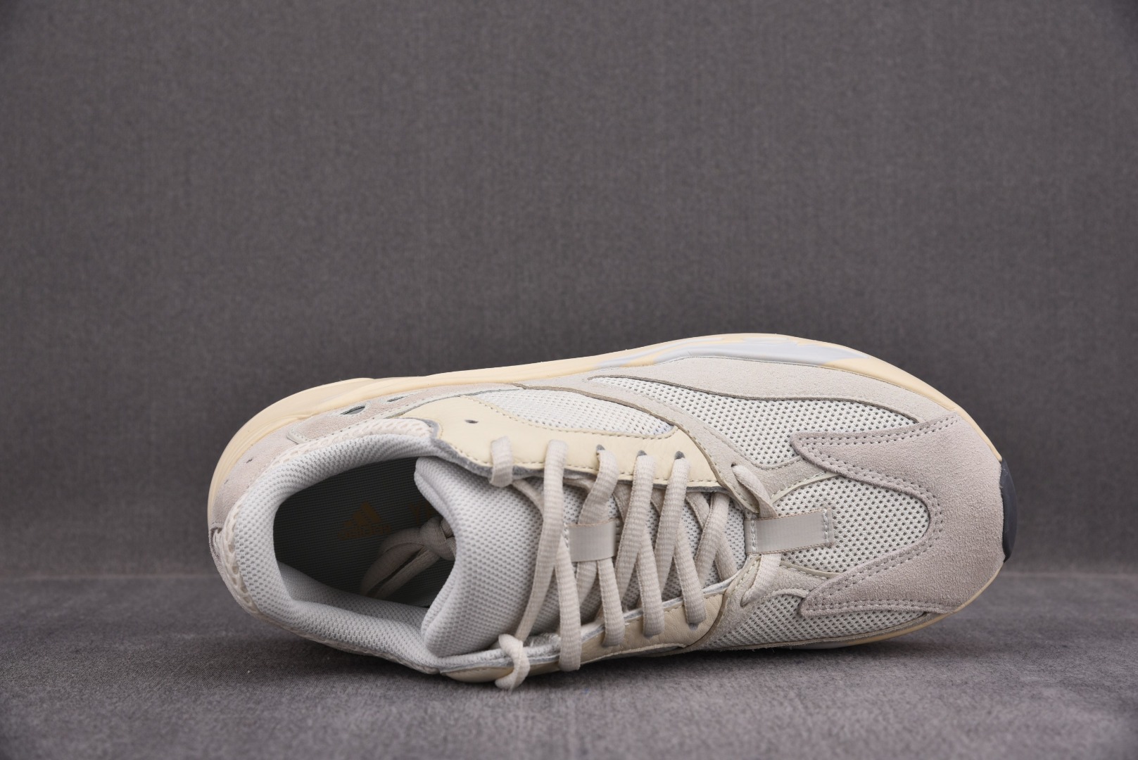 Yeezy700尺码:36-48纯原版出品-originalsYeezyBoost700Anglog灰白