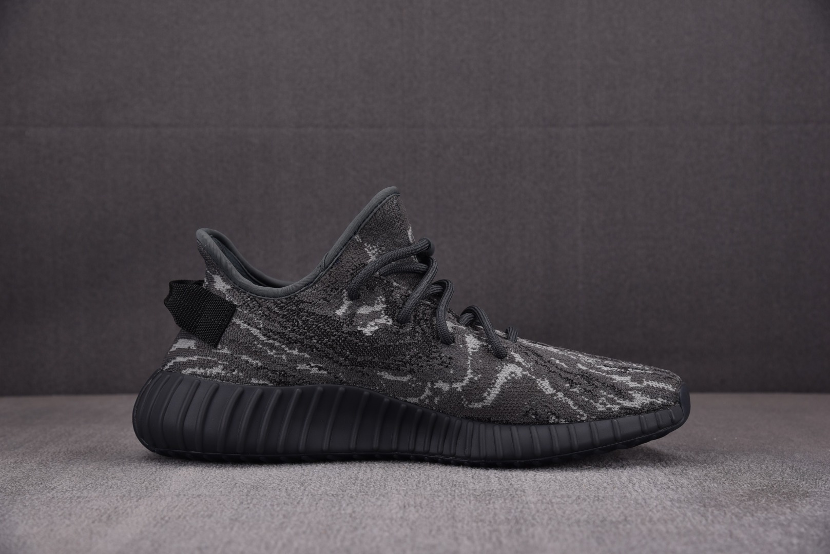 Yeezy350尺码:36-48纯原版出品-OriginalsYeezyBoost350V2“DarkS