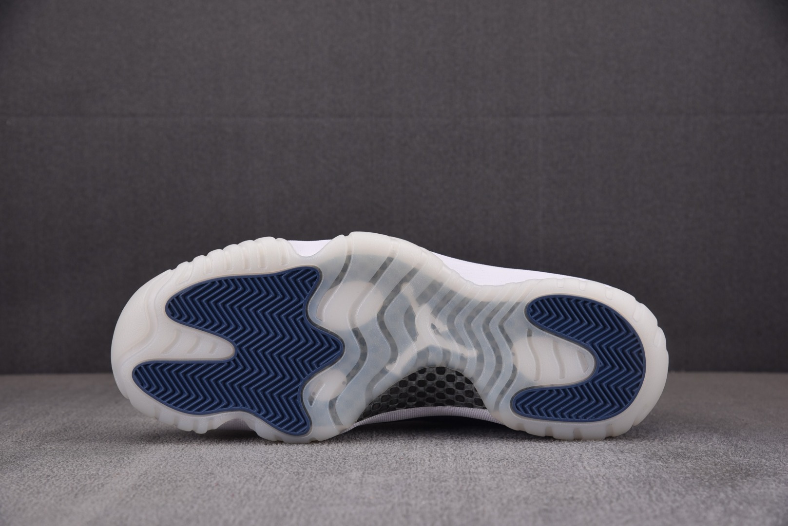 AJ11白蓝尺码:40.5-48.5纯原版出品-AirJordan11Low“DiffusedBlue”