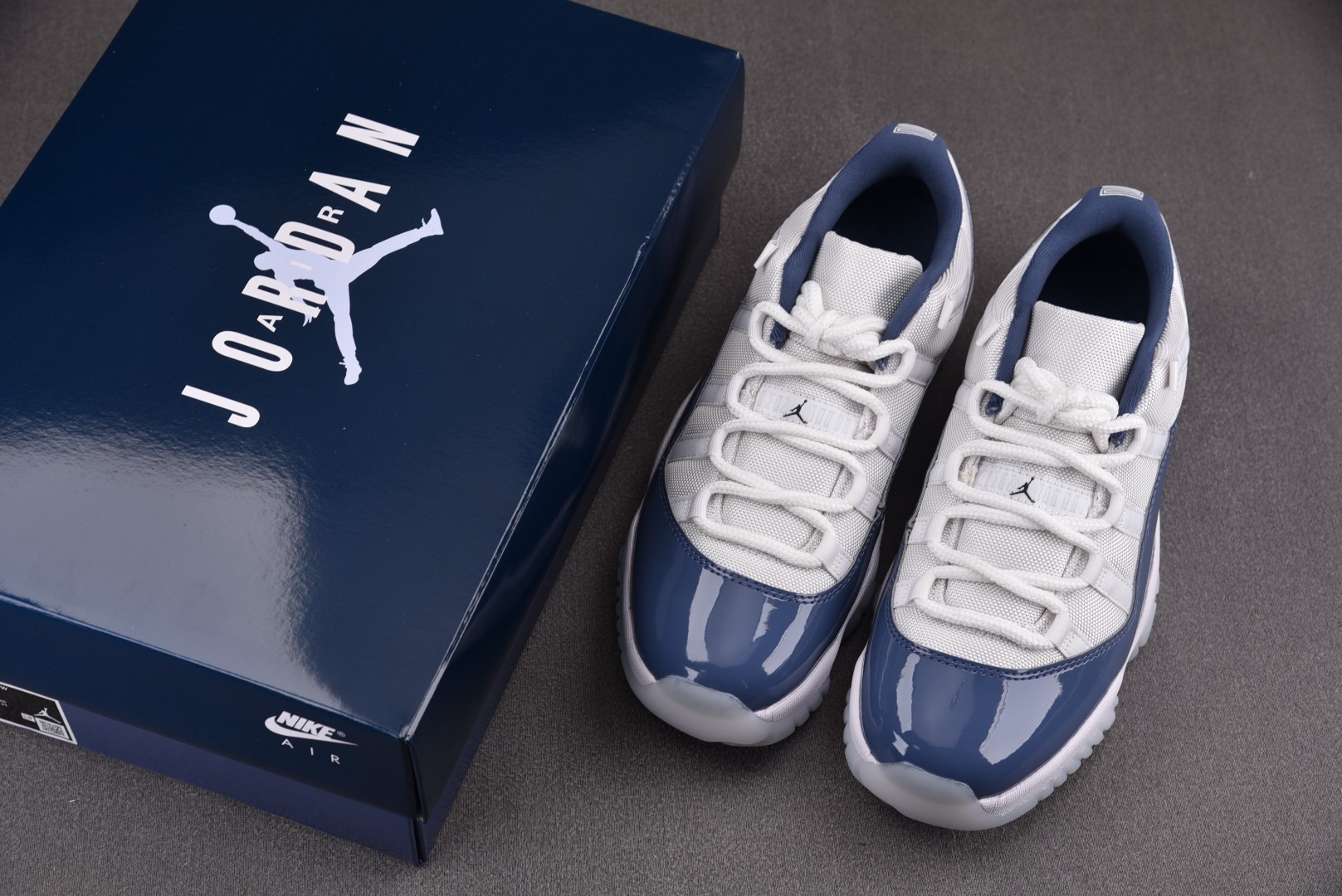 AJ11白蓝尺码:40-48.5纯原版出品-AirJordan11Low“DiffusedBlue”白蓝