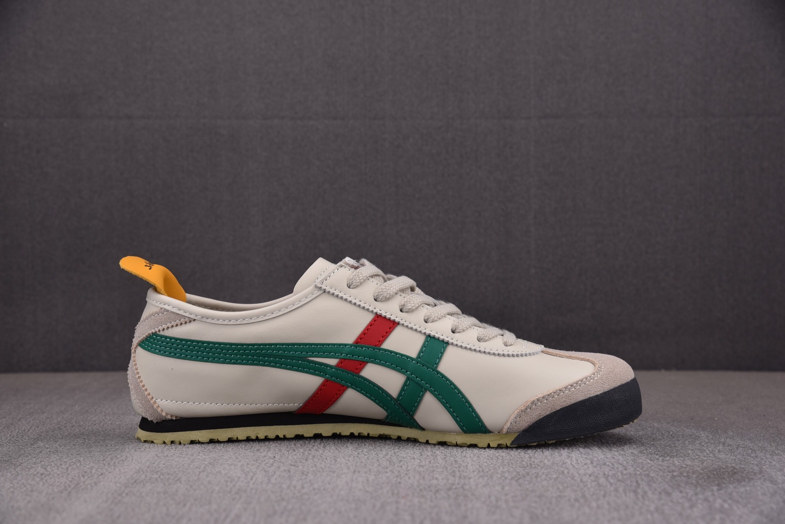 Onitsuka尺码:36-46纯原版出品-OnitsukaTigerMEXICO66白橄榄绿1183C