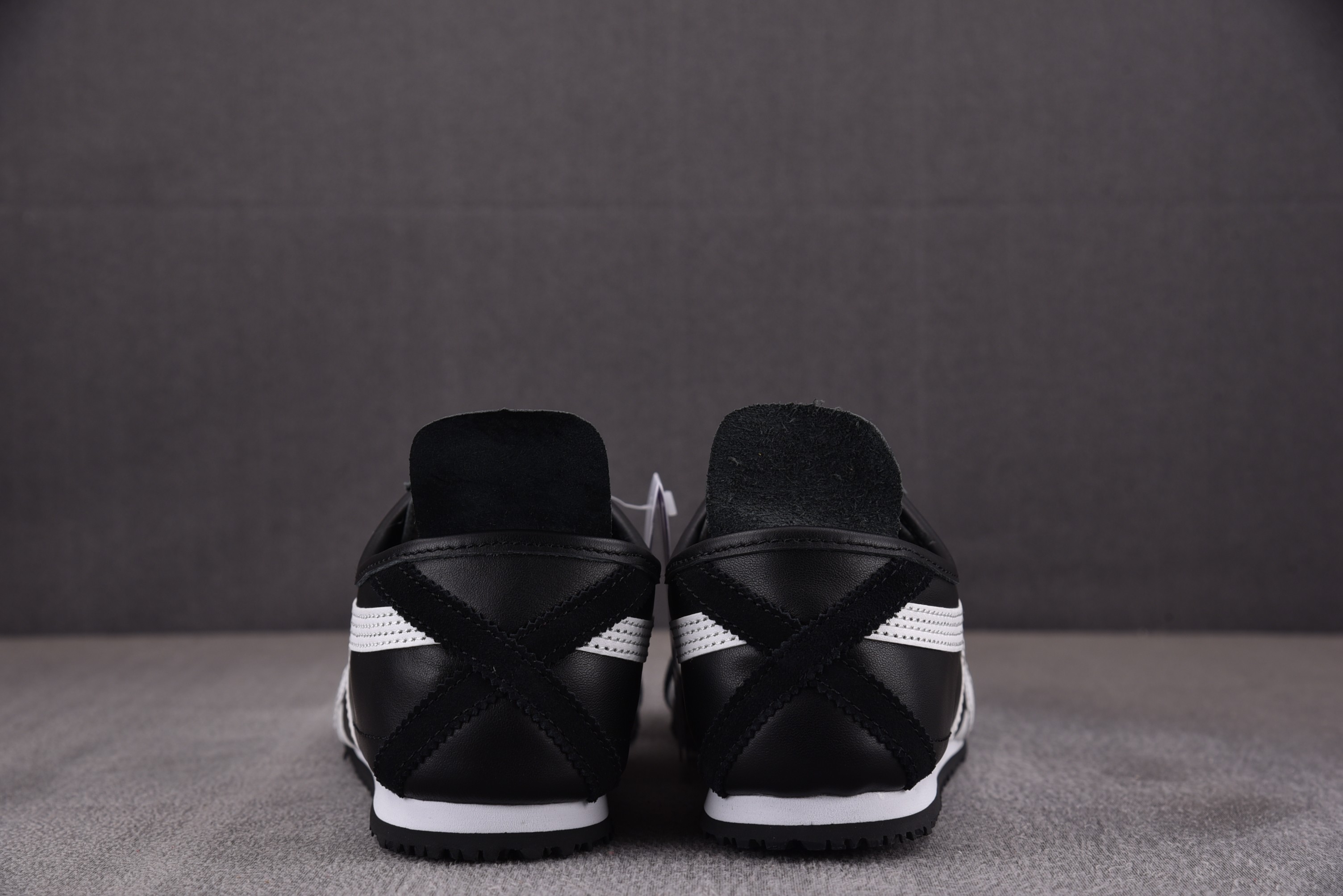 Onitsuka尺码:36-46纯原版出品-OnitsukaTigerMEXICO66白黑1183C10