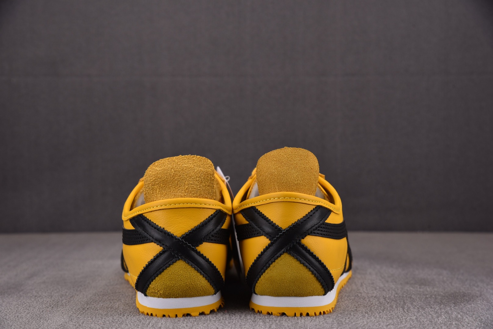 Onitsuka尺码:36-46纯原版出品-OnitsukaTigerMEXICO66黄黑1183C10