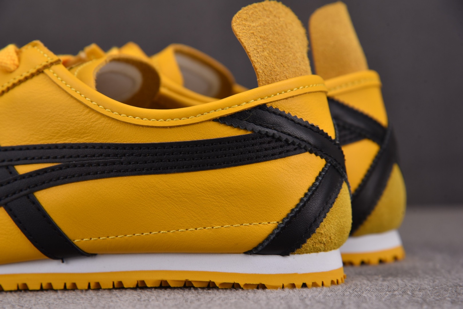 Onitsuka尺码:36-46纯原版出品-OnitsukaTigerMEXICO66黄黑1183C10