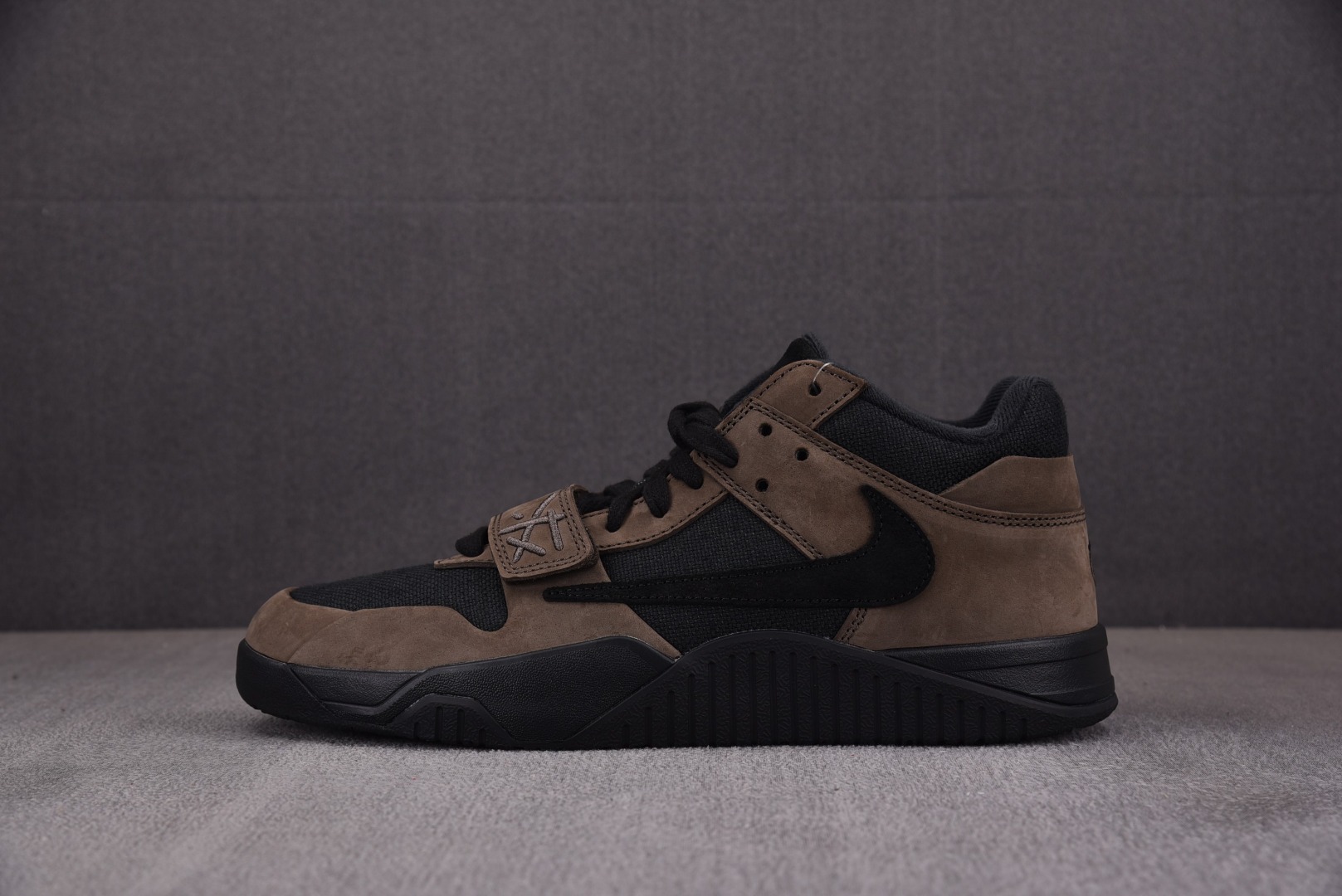 AJLow尺码:40-47.5纯原版出品-TravisScottxJordanJumpmanJackTR