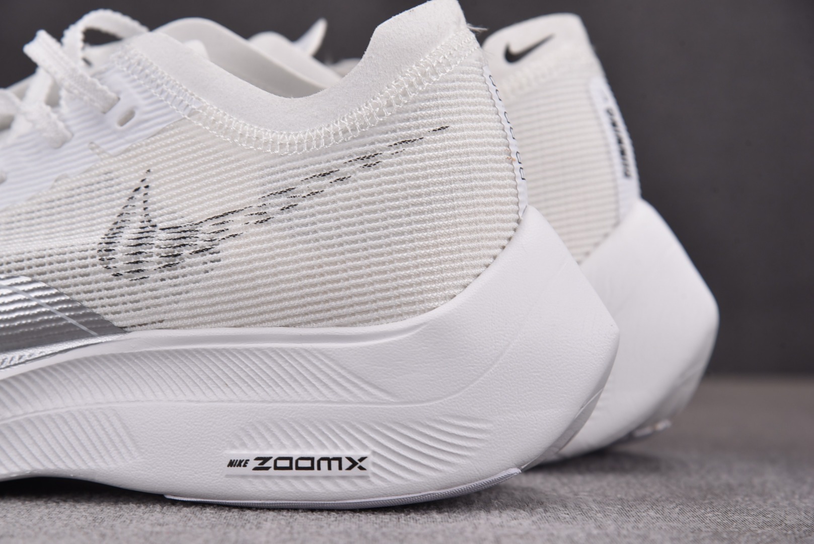 Zoom尺码:36-45纯原版出品-ZoomXVaporflyNext%2马拉松白银CU4111-100