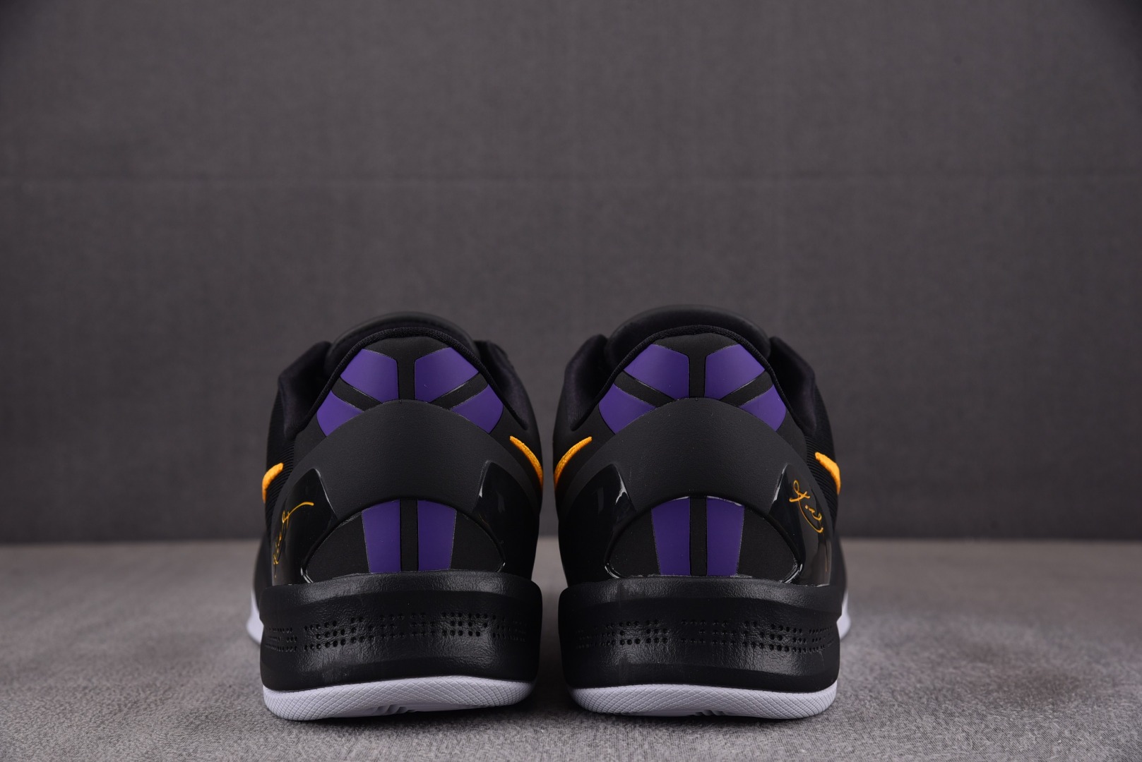 科比8尺码:40-48.5纯原版出品-Kobe8Protro“LakersAway”黑紫黄HF9550-