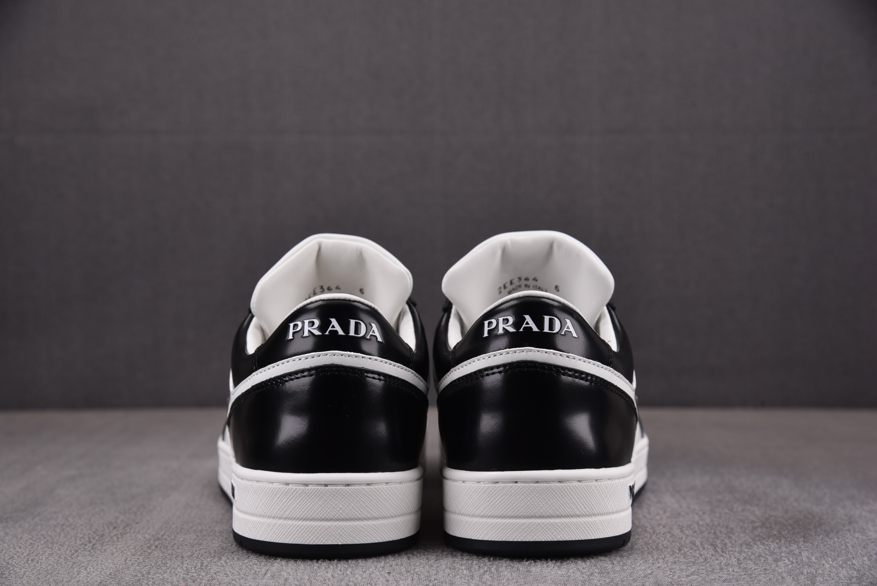 PRADA尺码:40-45纯原版出品-PRADADowntown黑白YZ0244040.5414242.