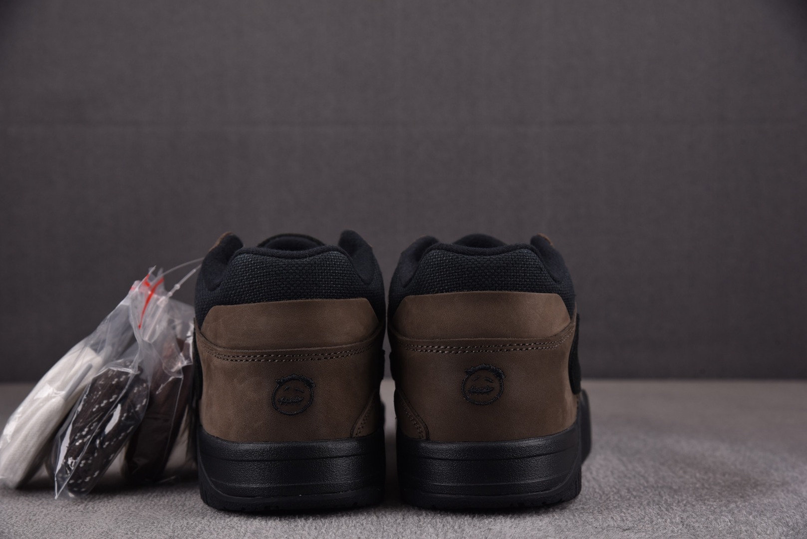 AJLow尺码:36-47.5纯原版出品-TravisScottxJordanJumpmanJackTR