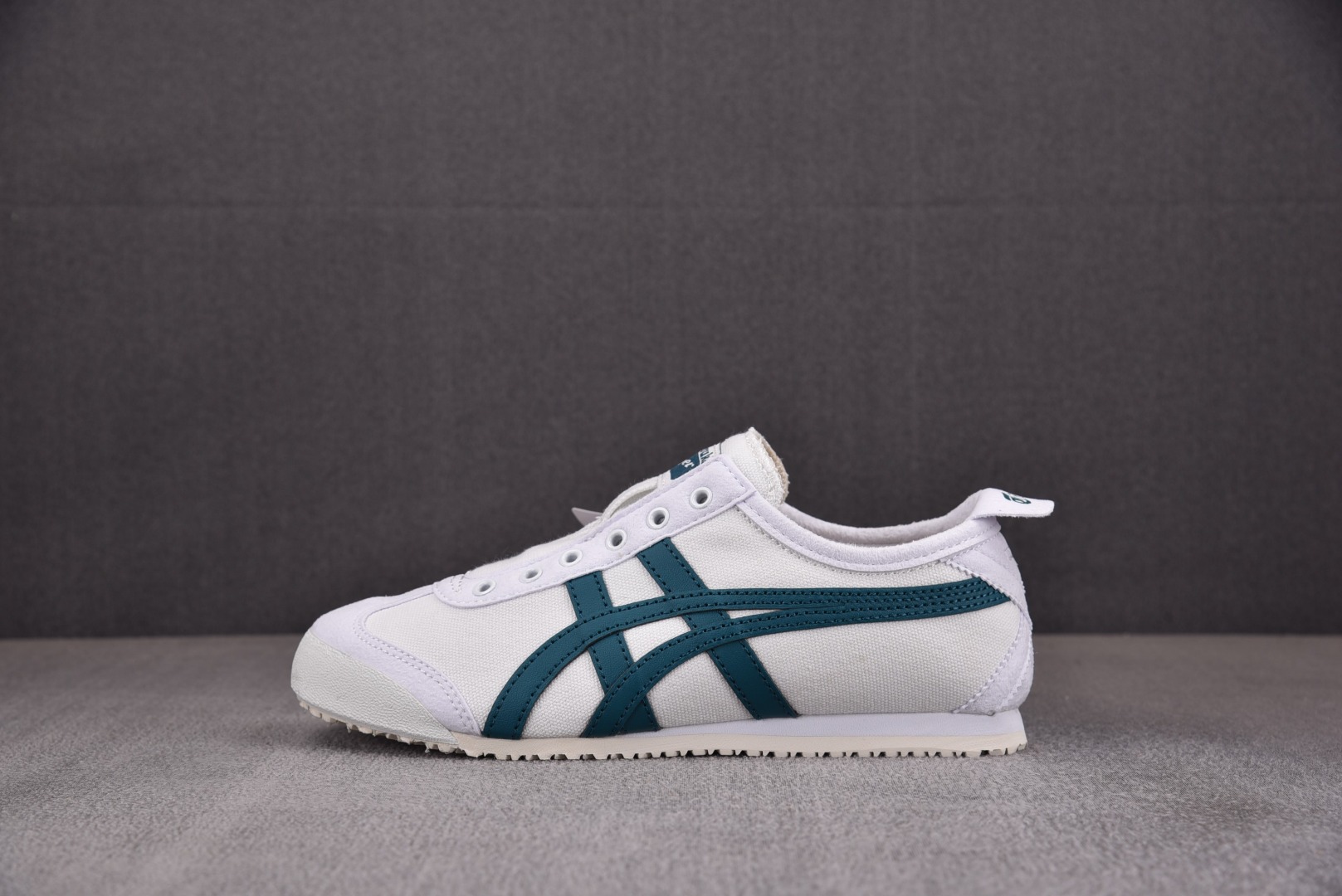 Tiger轻跑布面尺码:36-46纯原版出品-OnitsukaTigerMEXICO66白绿1183A3