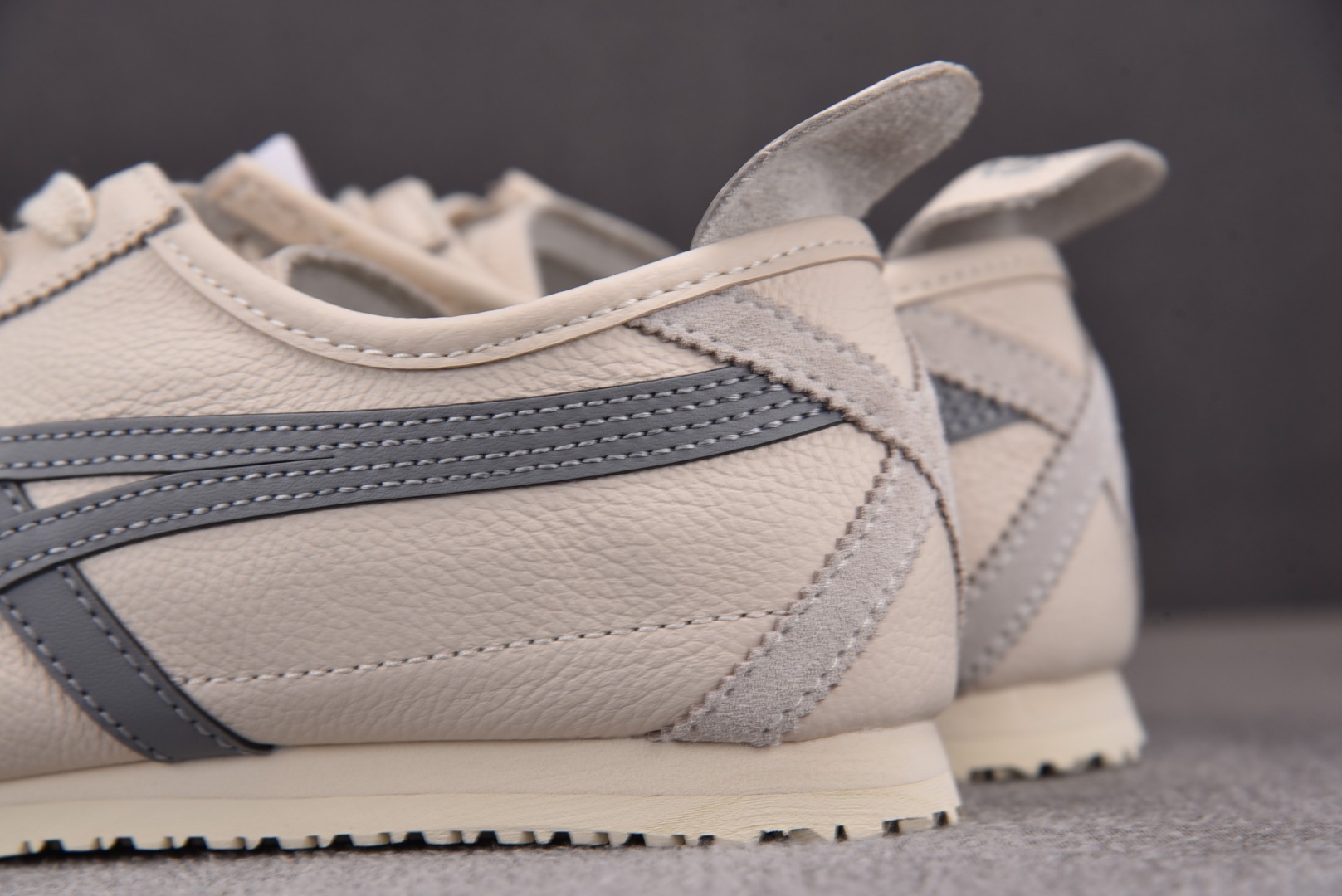 Tiger轻跑皮面尺码:36-46纯原版出品-OnitsukaTigerMEXICO66米灰1183B7