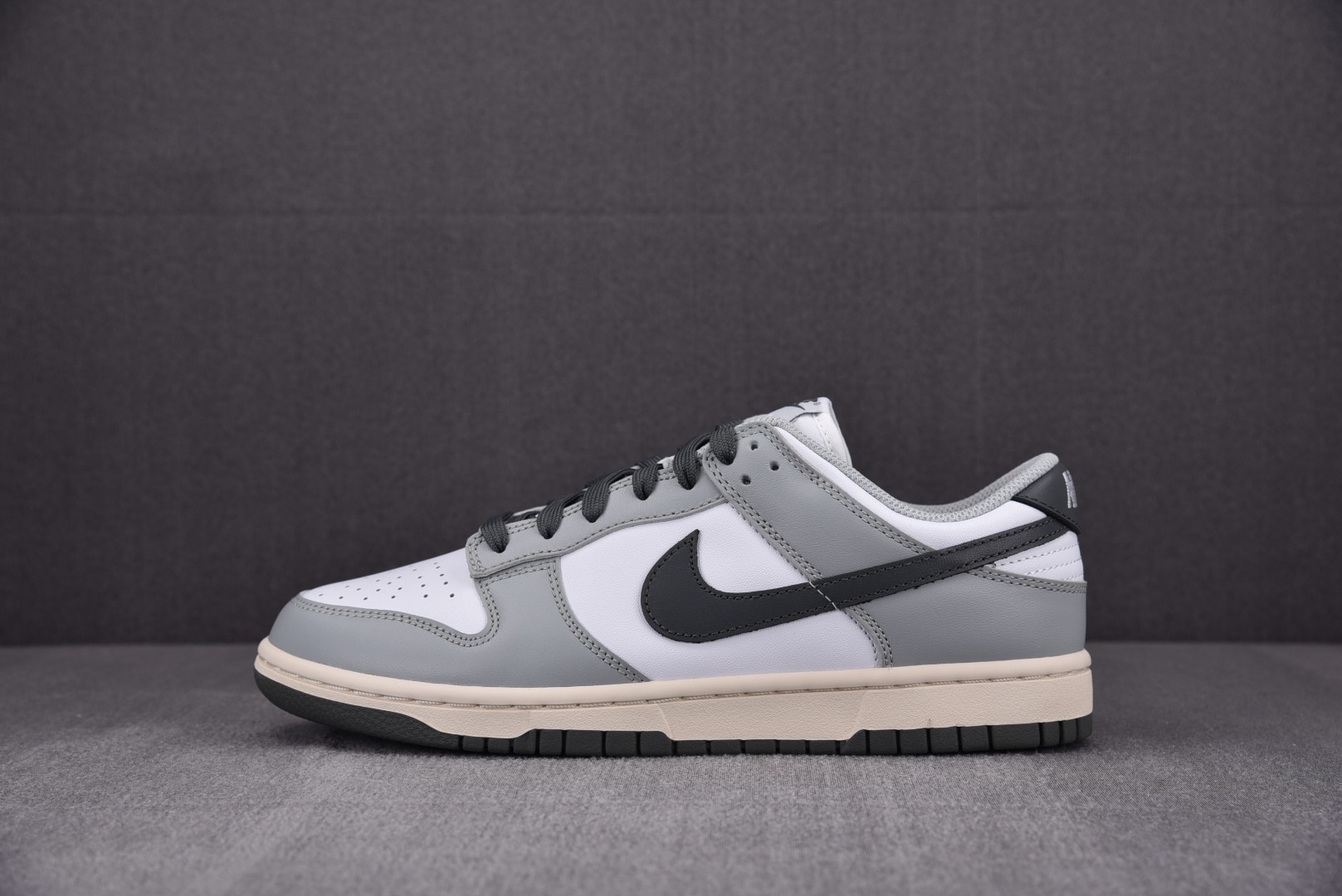 Dunk尺码:36-47.5纯原版出品-DunkLow“LightSmokeGrey”白灰DD1503-