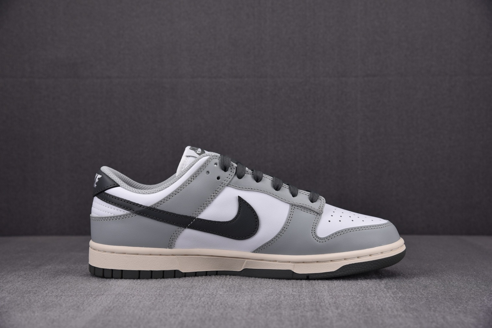 Dunk尺码:36-47.5纯原版出品-DunkLow“LightSmokeGrey”白灰DD1503-