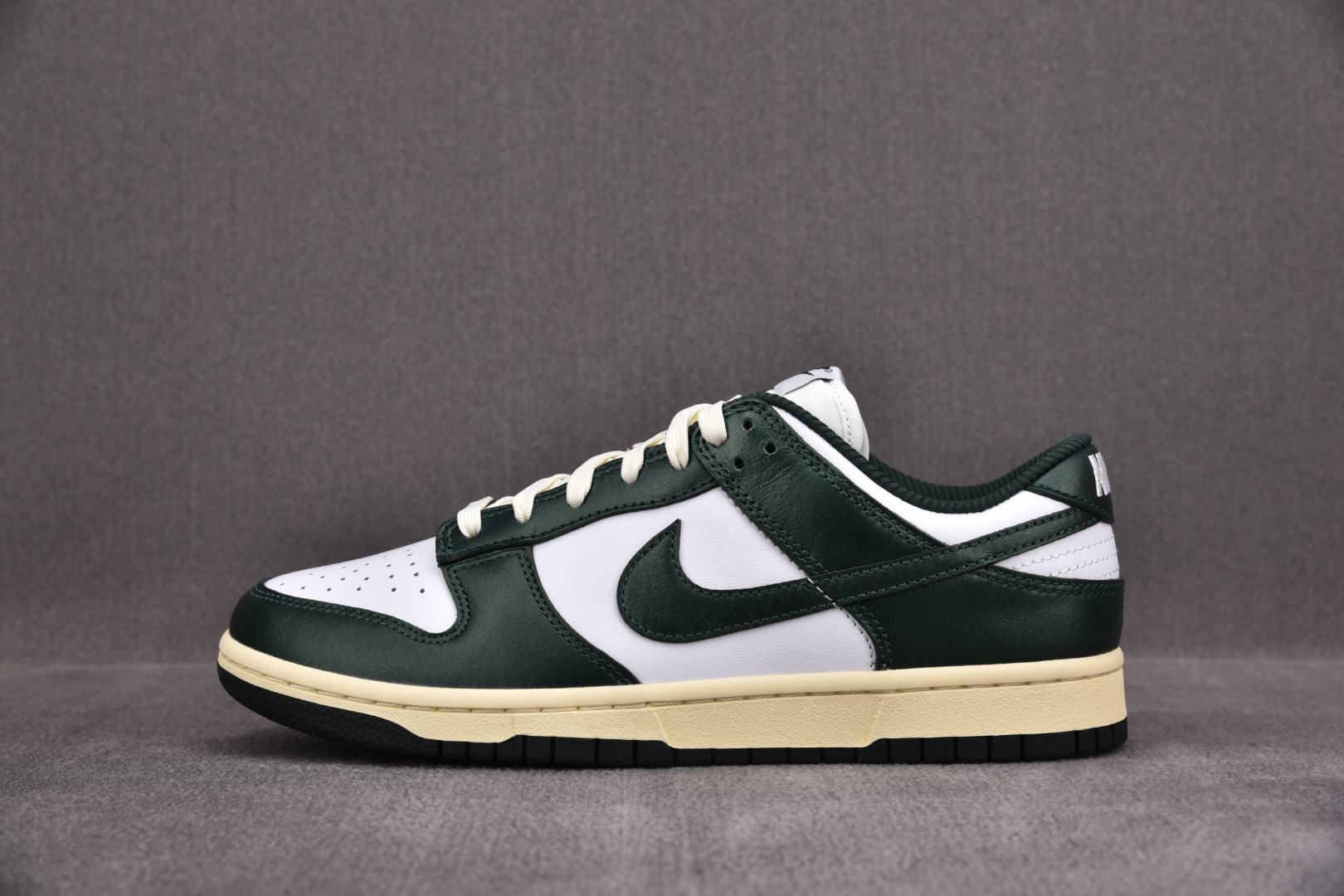 Dunk尺码:36-47.5纯原版出品-DunkLow“VintageGreen”复古白绿做旧DQ858