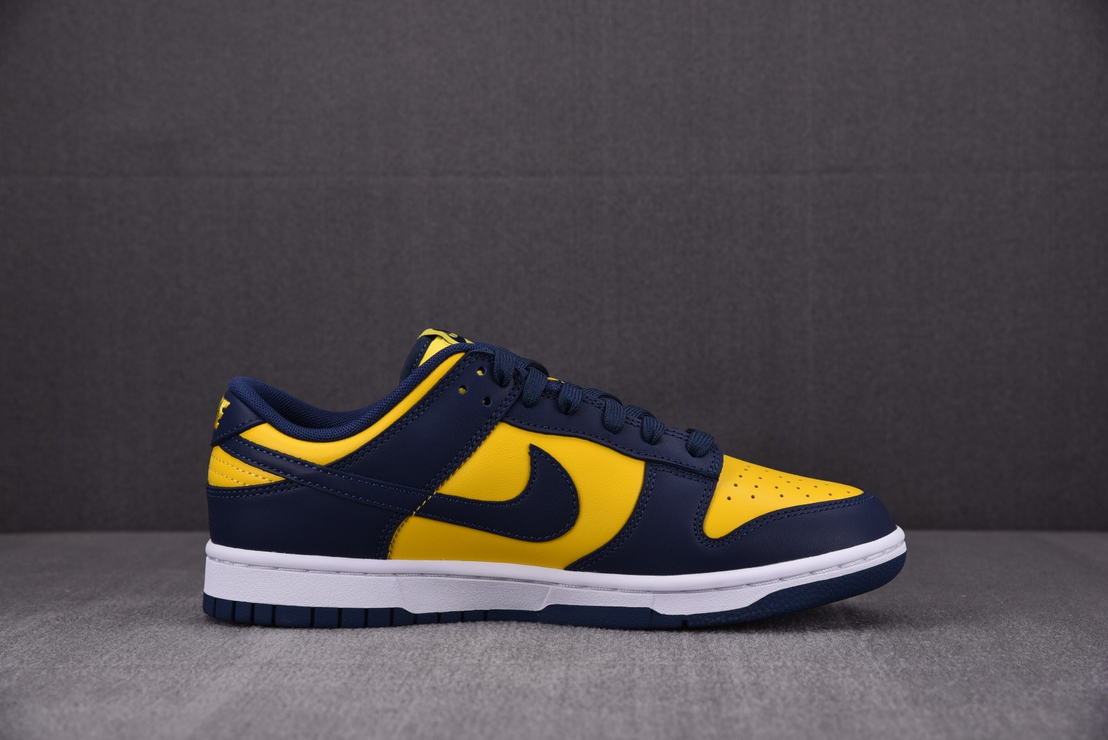 Dunk尺码:36-47.5纯原版出品-DunkLowRetro“VarsityMaize”密歇根蓝黄D