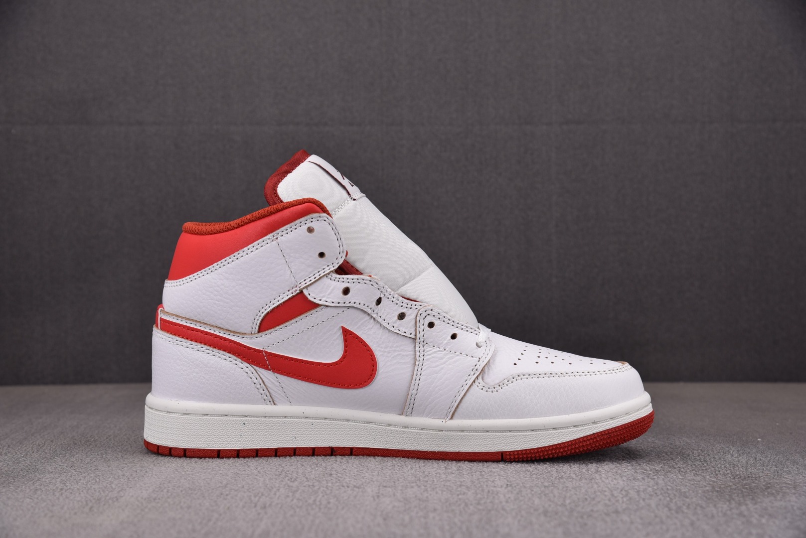 AJMid尺码:40-46纯原版出品-AirJordan1Mid“DuneRed”红白FJ3458-16