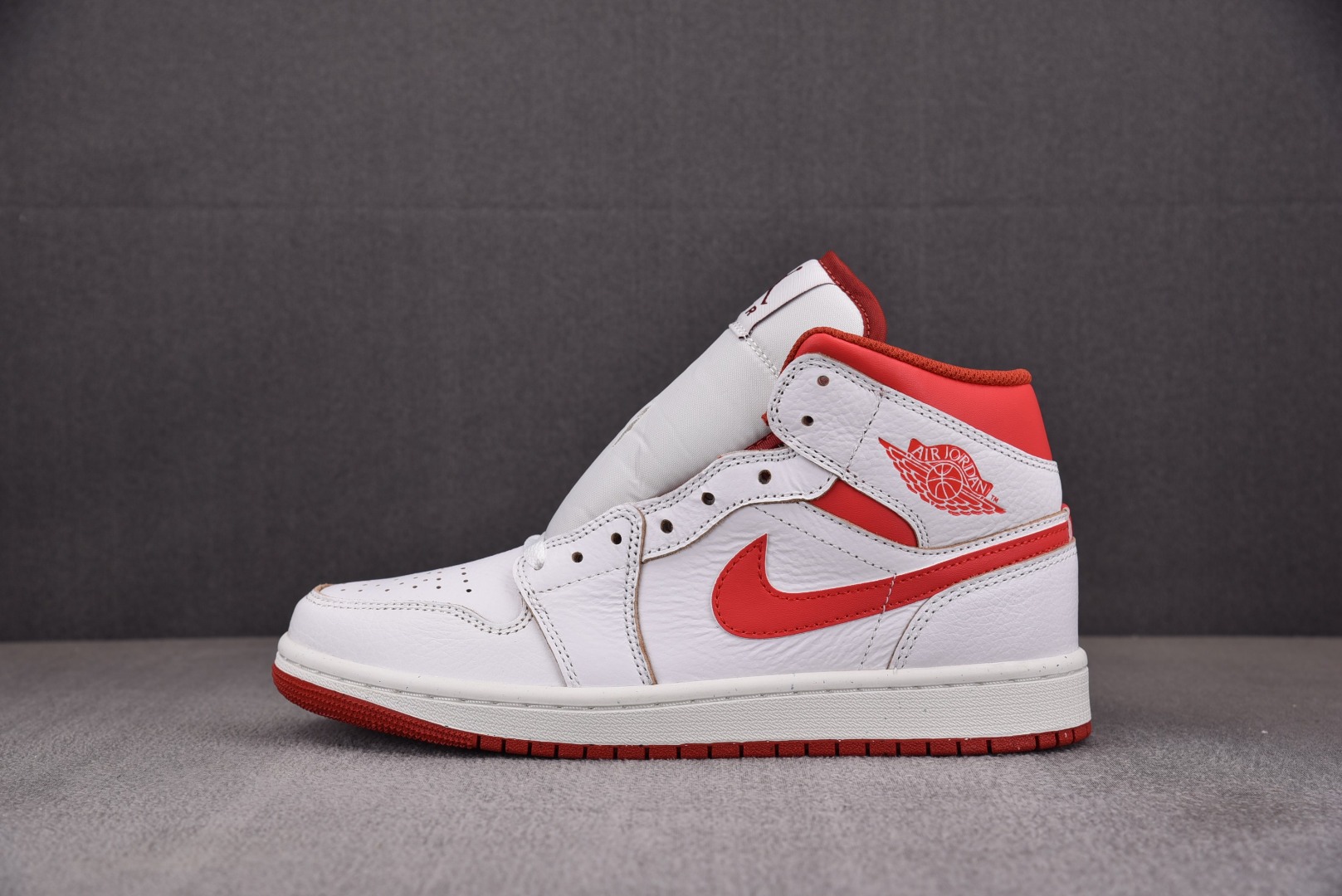 AJMid尺码:40-46纯原版出品-AirJordan1Mid“DuneRed”红白FJ3458-16