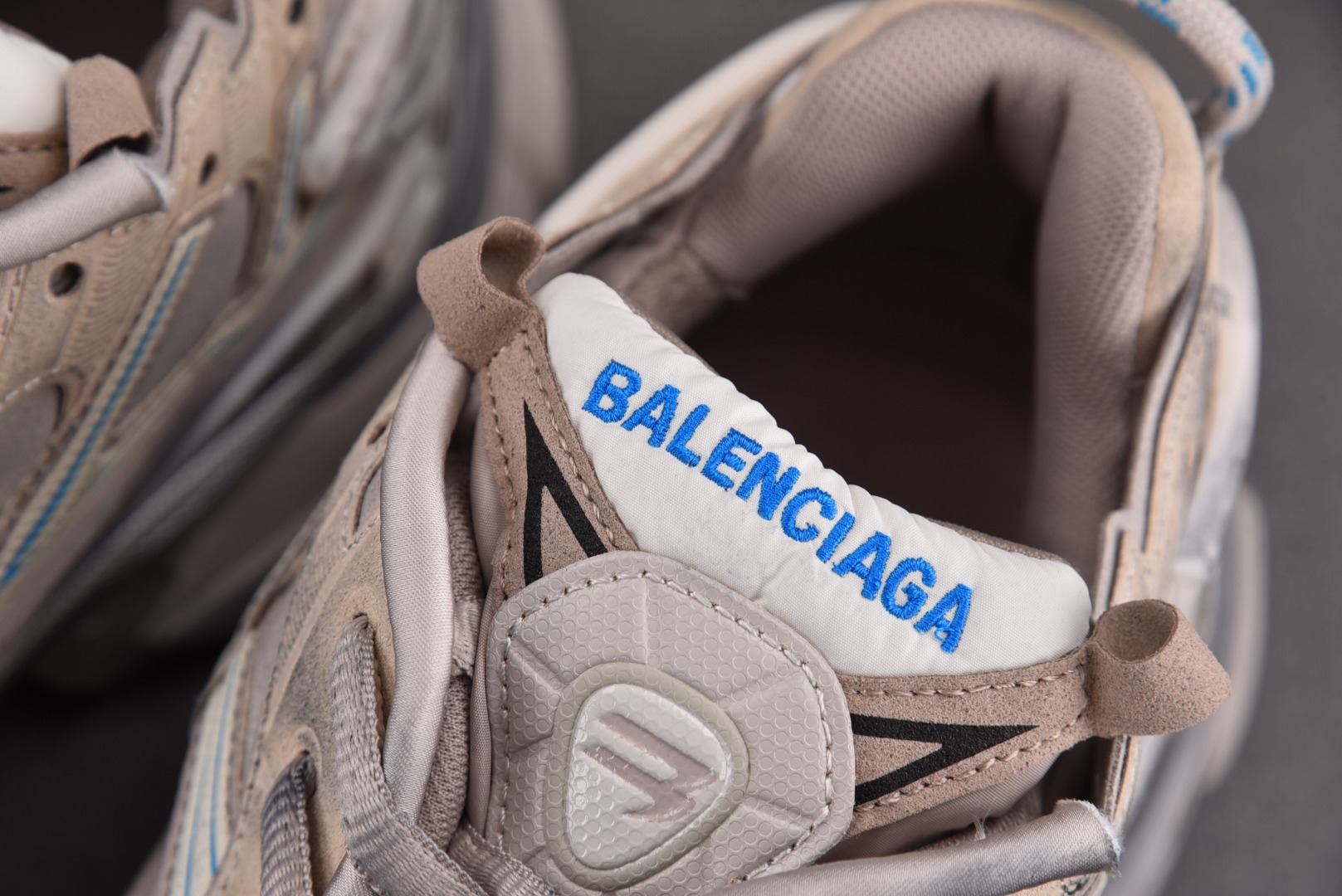 巴黎7代尺码:35-46偏大1码纯原出品-BalenciagaRunner灰褐蓝色YZ018-5