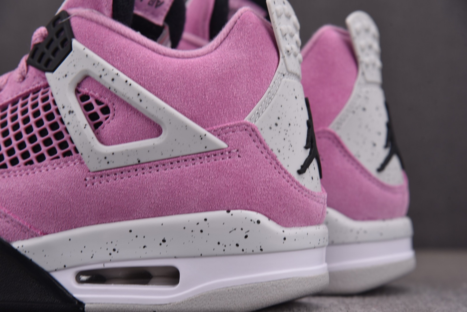 AJ4粉黑尺码:36-48.5纯原版出品-WMNSAirJordan4“Orchid”粉黑AQ9129-