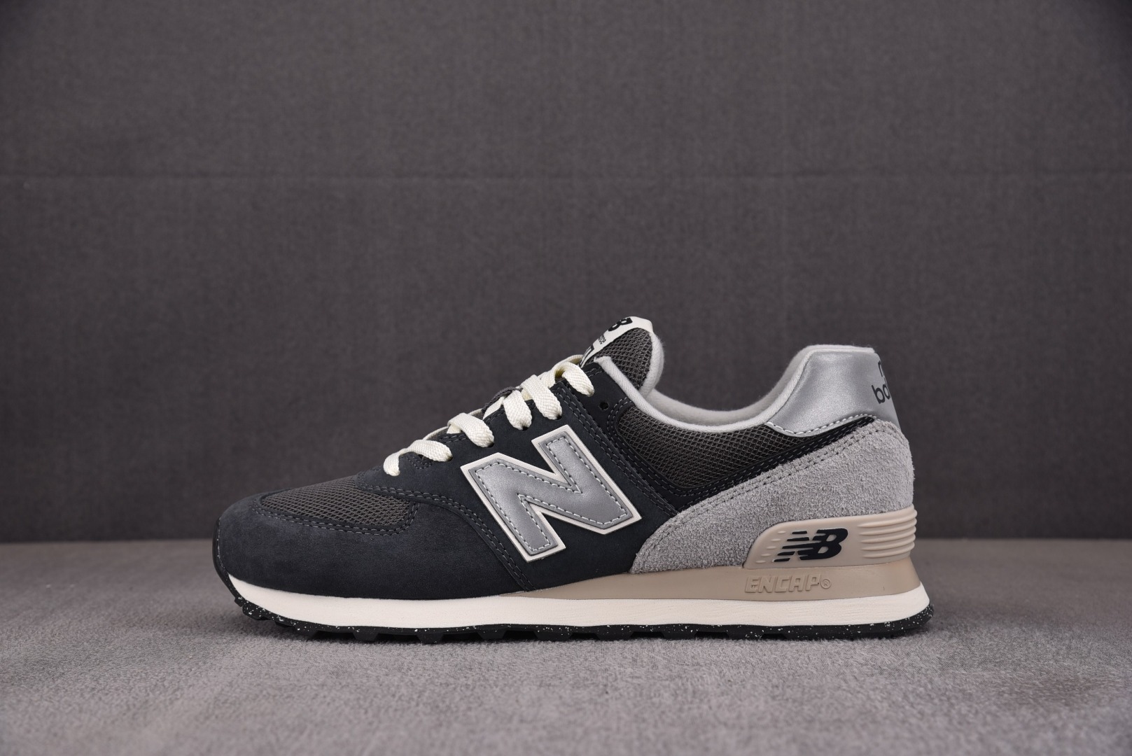 NB574尺码:36-45纯原版出品-NewBalanceNB574深灰白U574GM2YZ7.5383