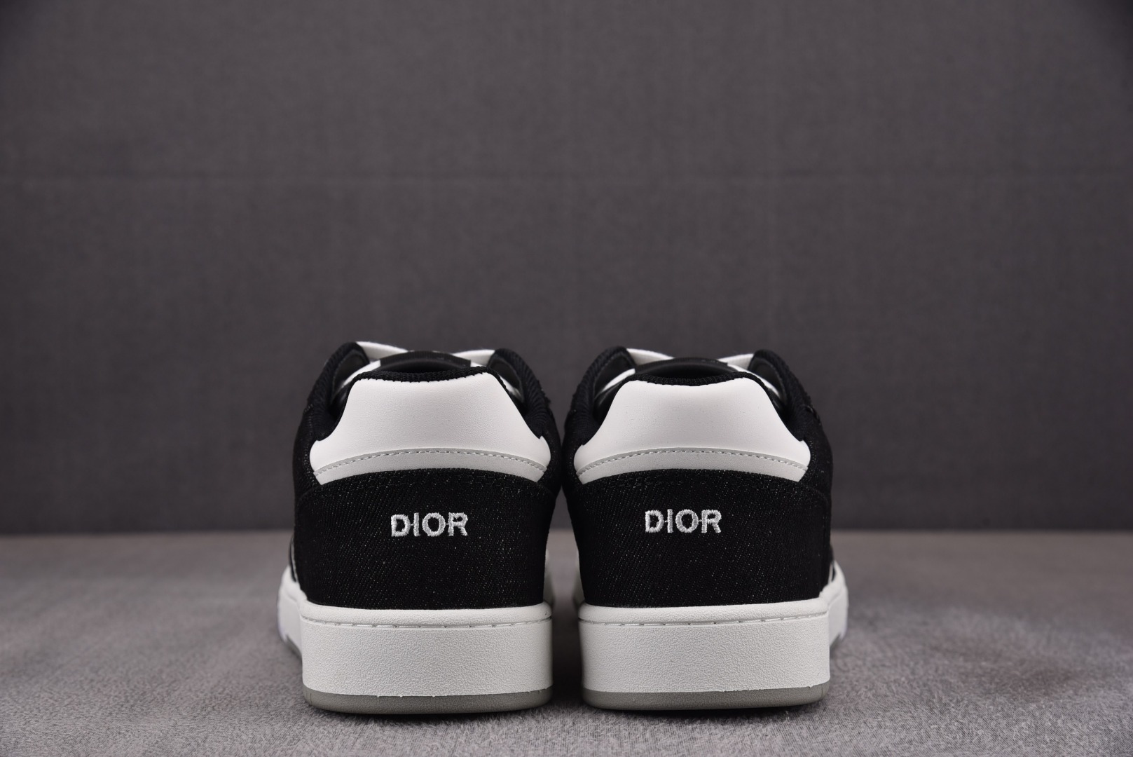 DIOR尺码:35-46纯原版出品-DioB27Mid-LowCALF黑白YZ546偏大