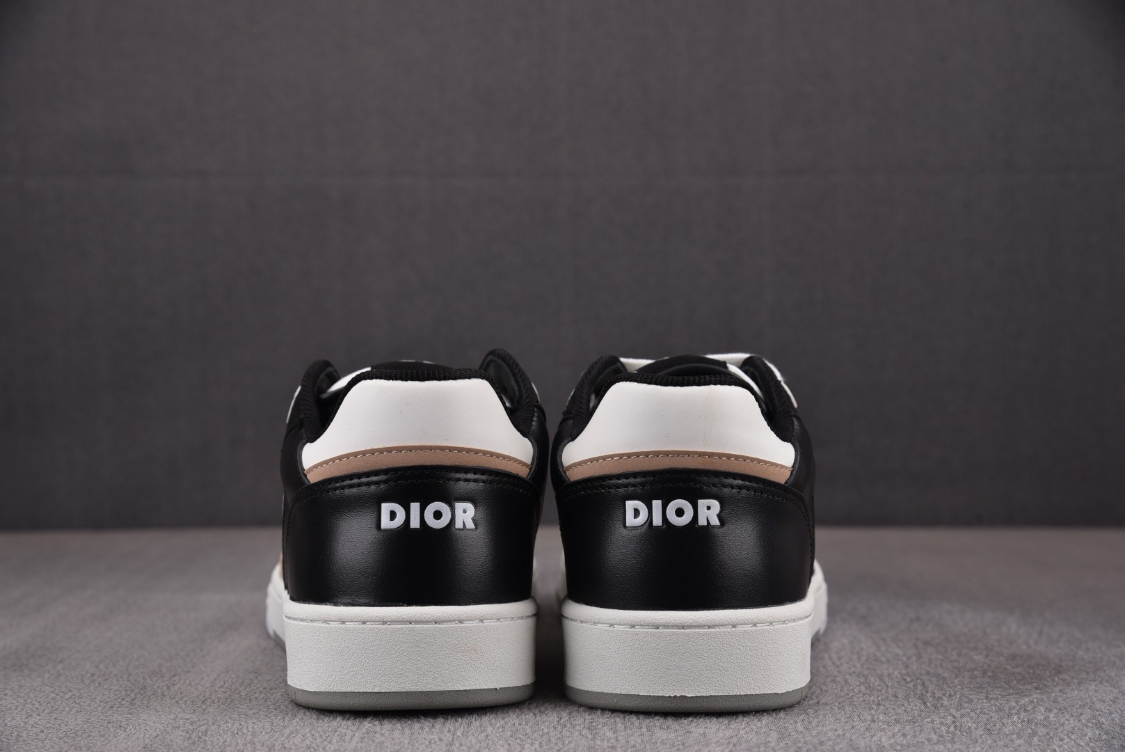 DIOR尺码:35-46纯原版出品-DioB27Mid-LowCALF黑白粉YZ546偏大