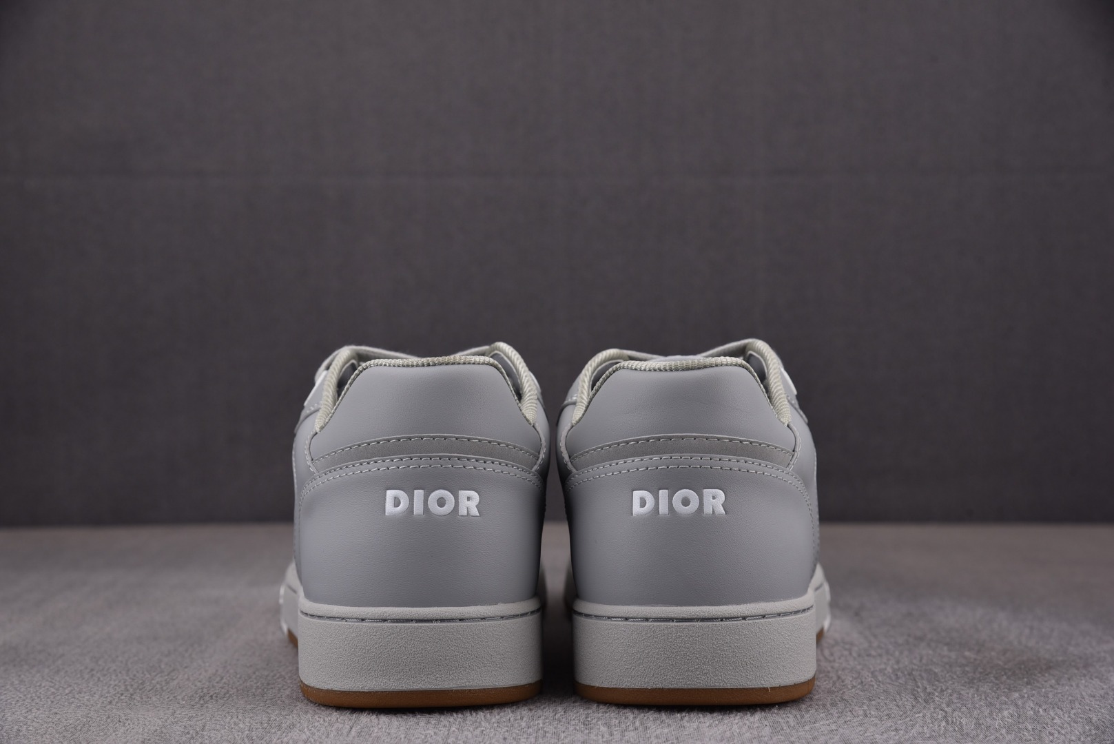 DIOR尺码:35-46纯原版出品-DioB27Mid-LowCALF灰色YZ546偏大