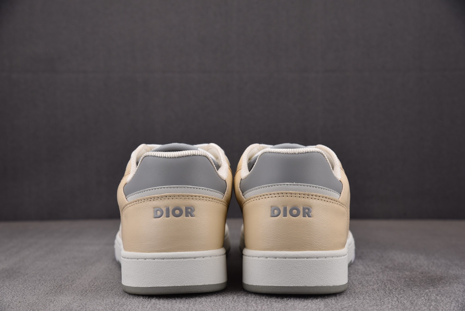 DIOR尺码:35-46纯原版出品-DioB27Mid-LowCALF米灰YZ546偏大