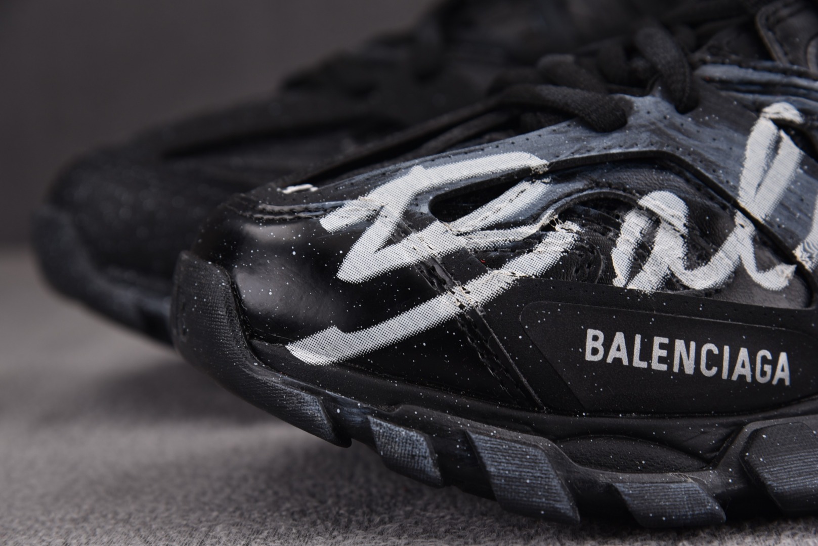 巴黎尺码:35-46偏大纯原版出品-BalenciagaTrackMULTICL黑色涂鸦YZ018