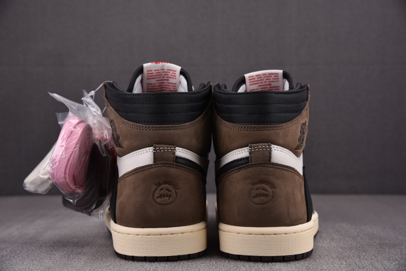 AJ1高帮倒钩鬼脸尺码:40.5-48.5纯原版出品-AirJordan1TravisScottAJ1T