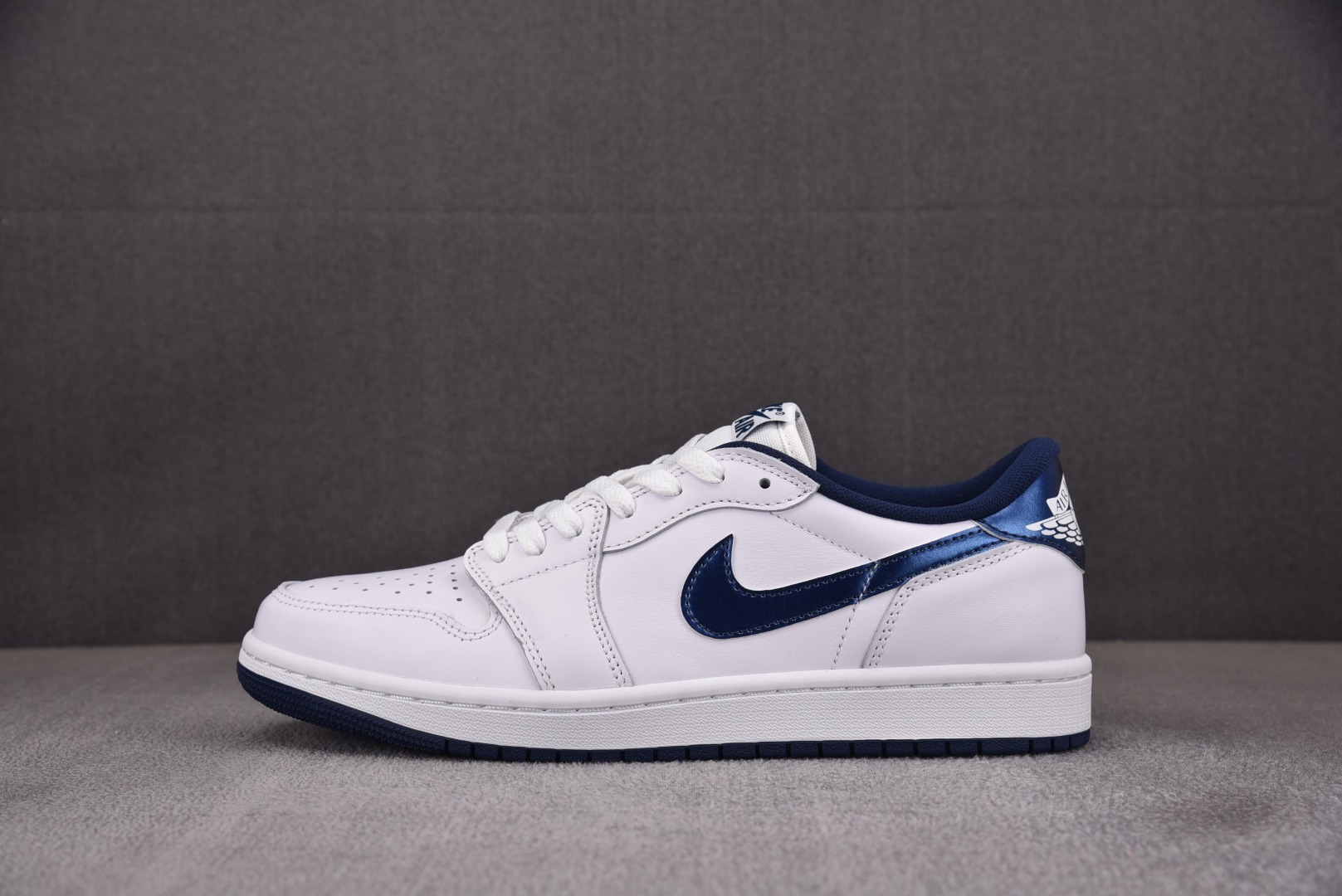 AJLow蓝白尺码:40-47.5纯原版出品-AirJordan1RetroLow85MetallicB