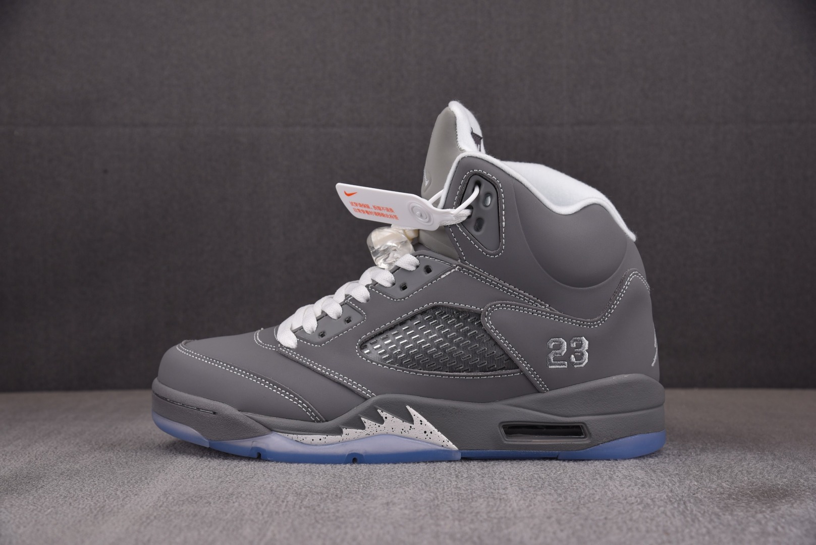 AJ5灰尺码:40-48.5纯原版出品-AirJordan5RetroWolfGrey狼灰136027-