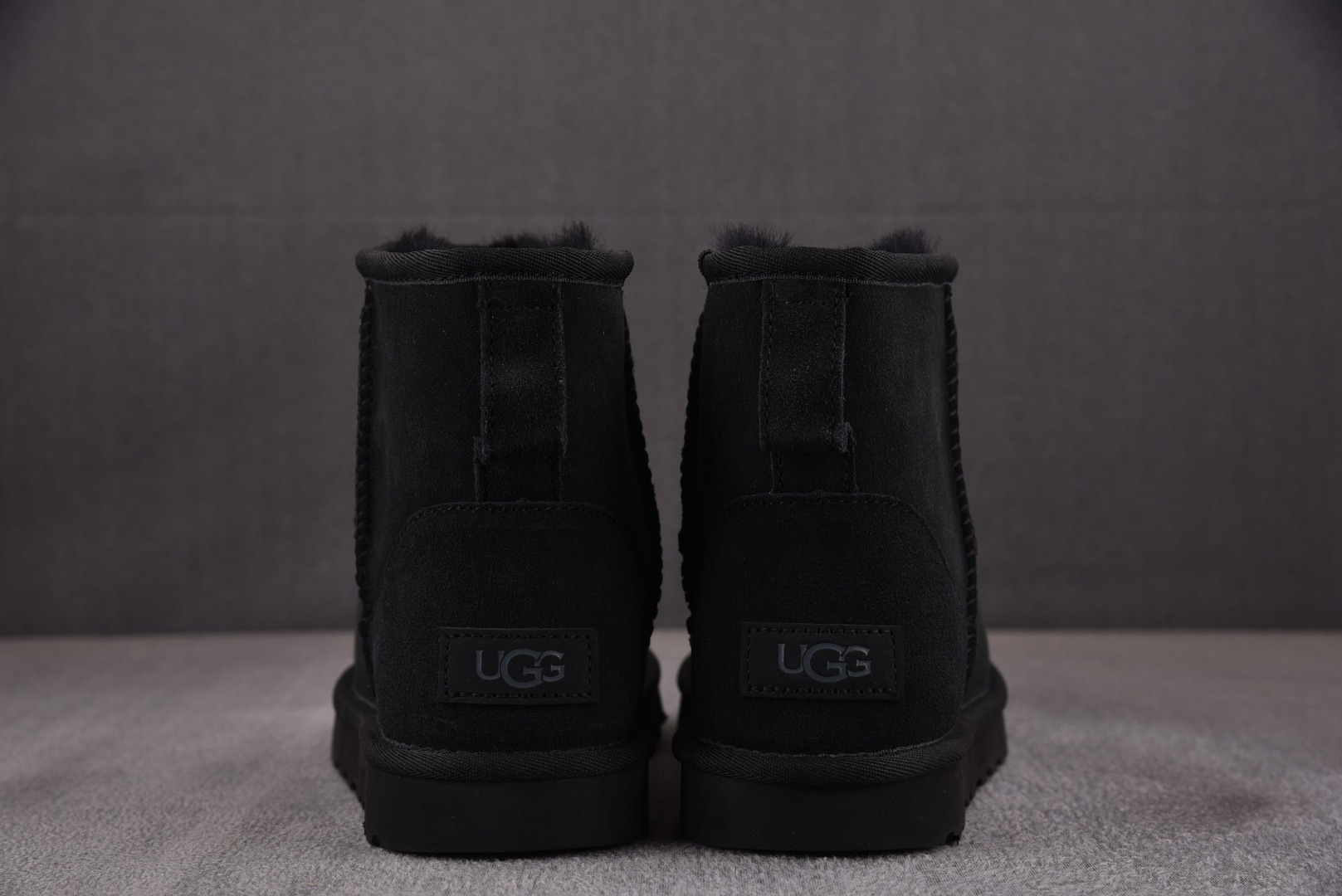 Ugg纯原尺码:40-45纯原版出品-UGGClassicMiniIIBootBlack黑色经典短筒YZ