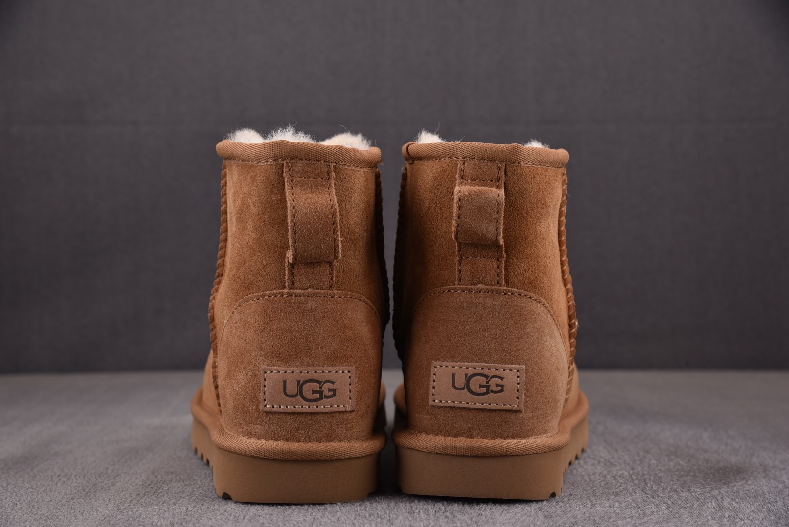 Ugg纯原尺码:35-40纯原版出品-UGGClassicMiniIIBootChestnut栗色经典短