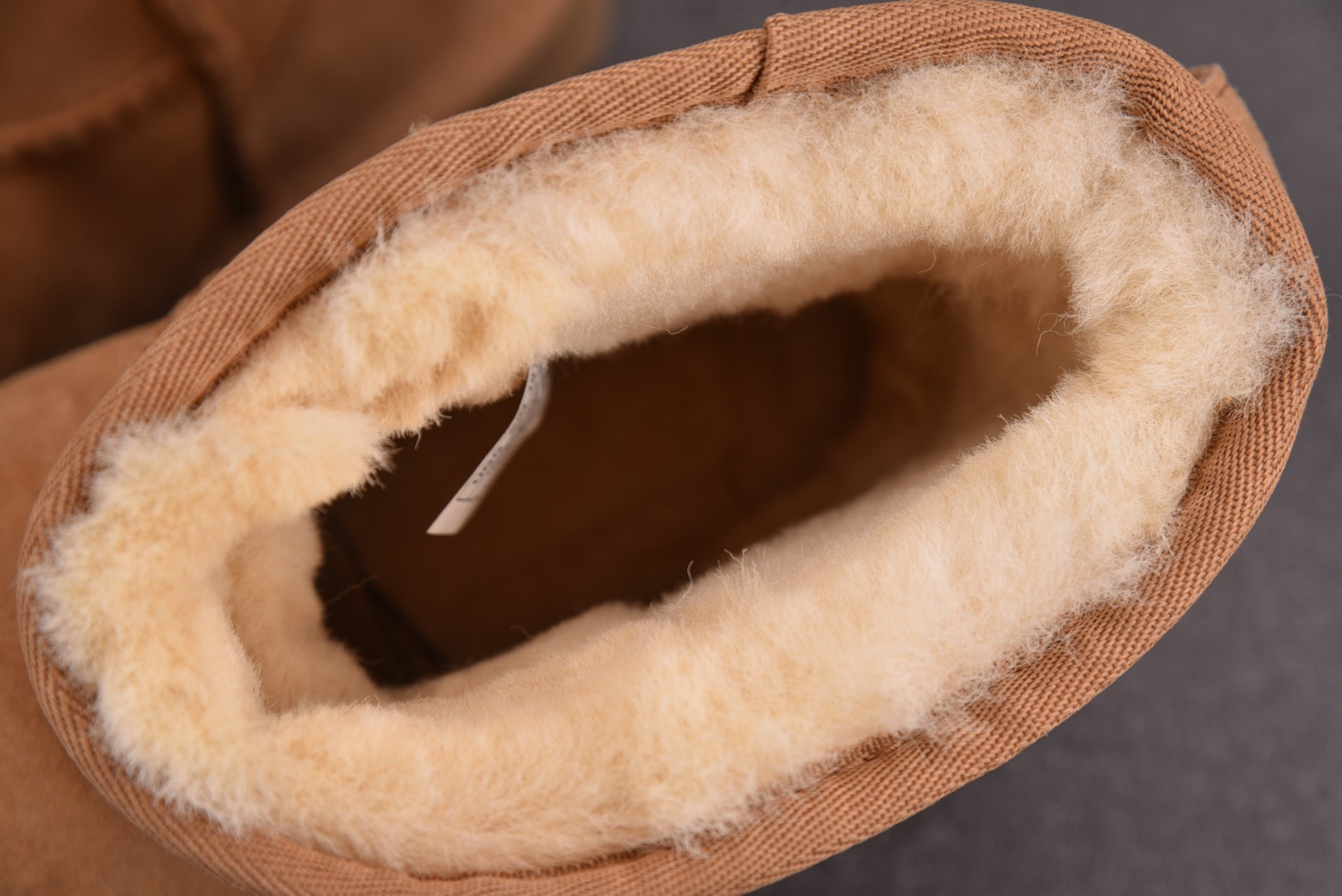 Ugg纯原尺码:35-40纯原版出品-UGGClassicMiniIIBootChestnut栗色经典短