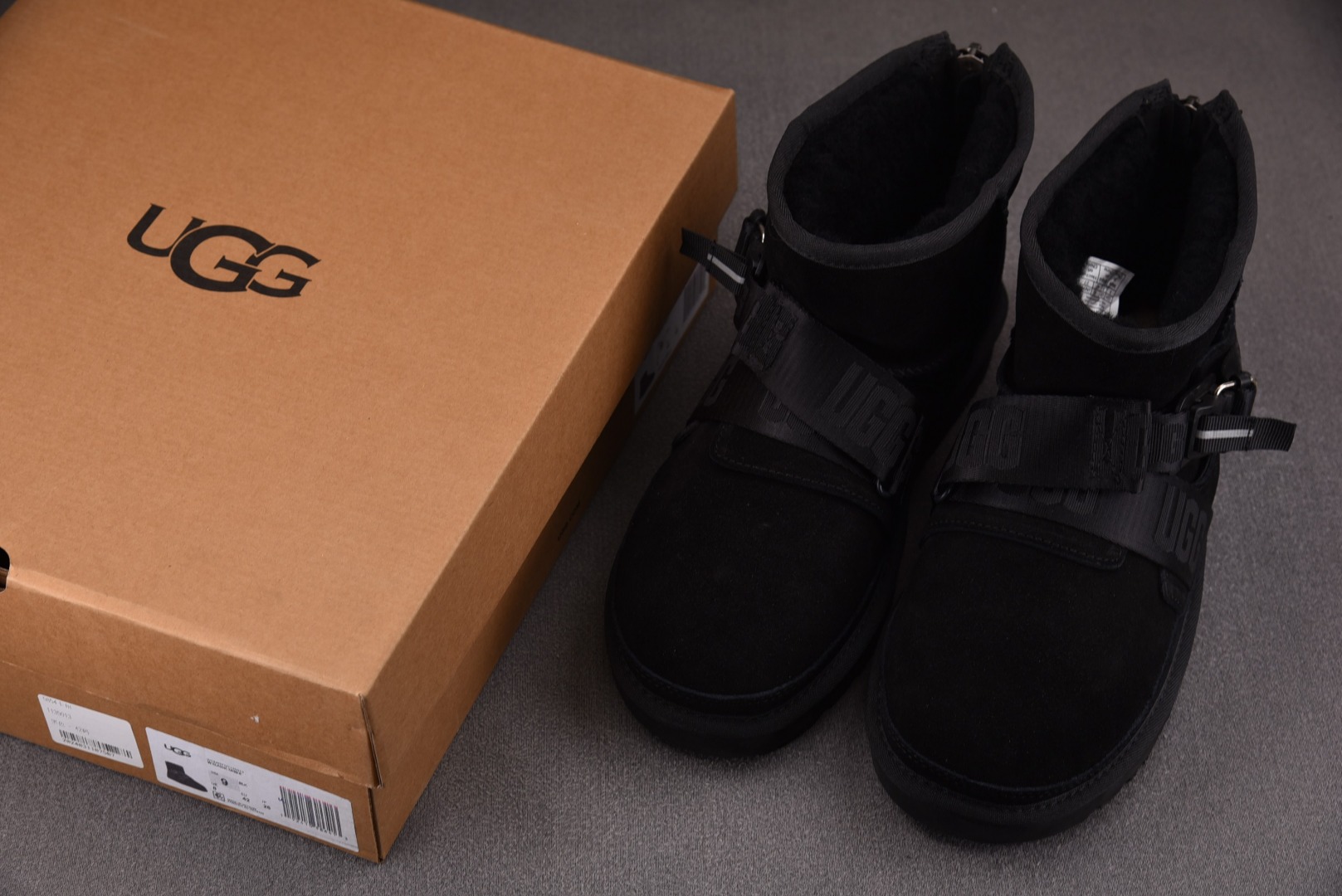 Ugg纯原尺码:40-45纯原版出品-UGGClassicMiniQuickclickBoot黑色YZ0