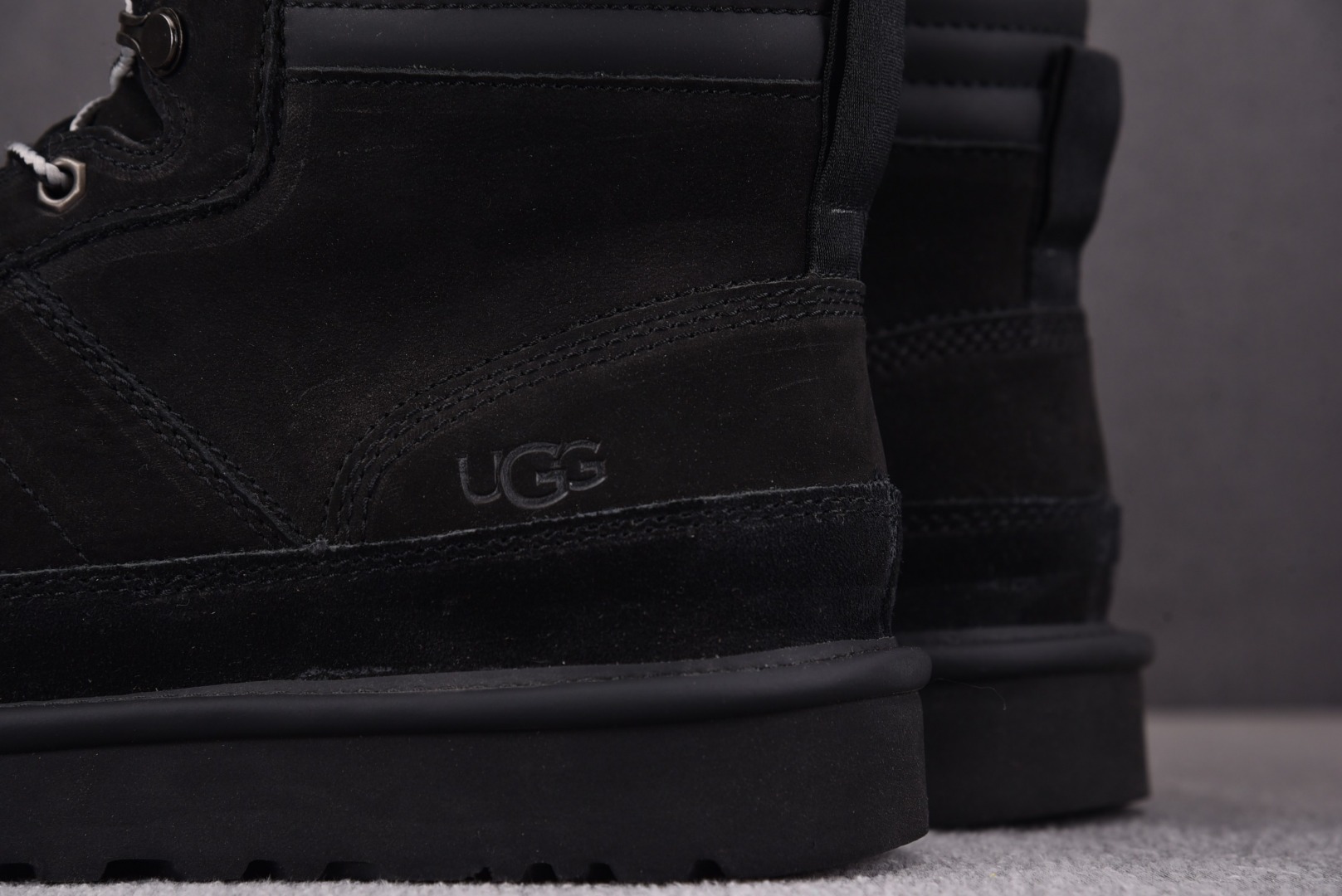 Ugg纯原尺码:40-45纯原版出品-UGGHighland海兰德雪地靴黑色-BLK海兰德运动靴YZ00