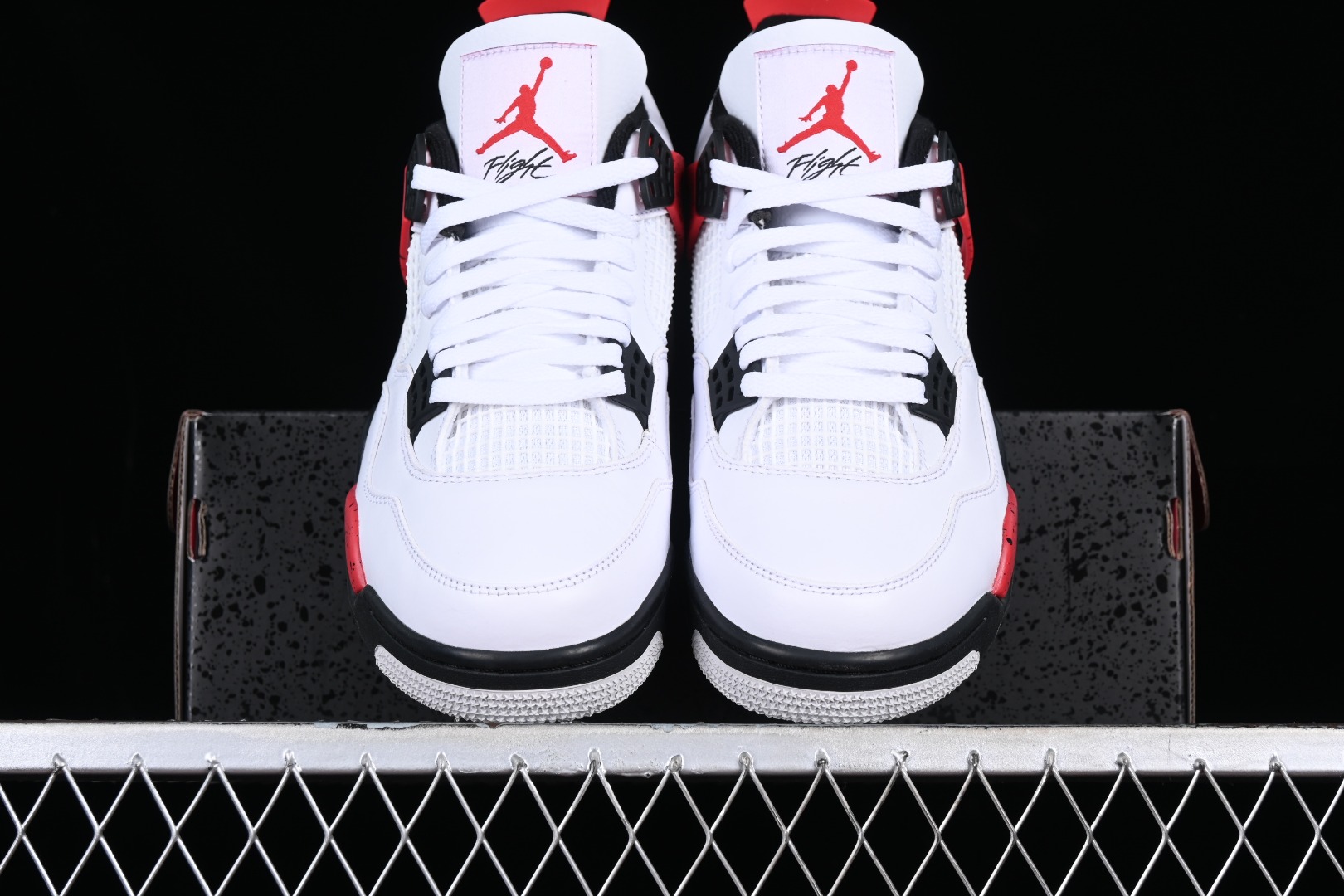 AJ4尺码:40-48.5特价福利-AirJordan4RedCementAJ4乔4红水泥反转火焰红DH