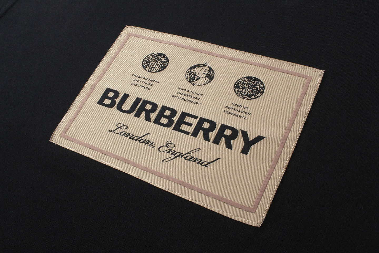 高版本Burberry巴宝莉2024早春新款标签贴布短袖T恤BUR王牌渠道秒杀市面上一切版本只能说根本就