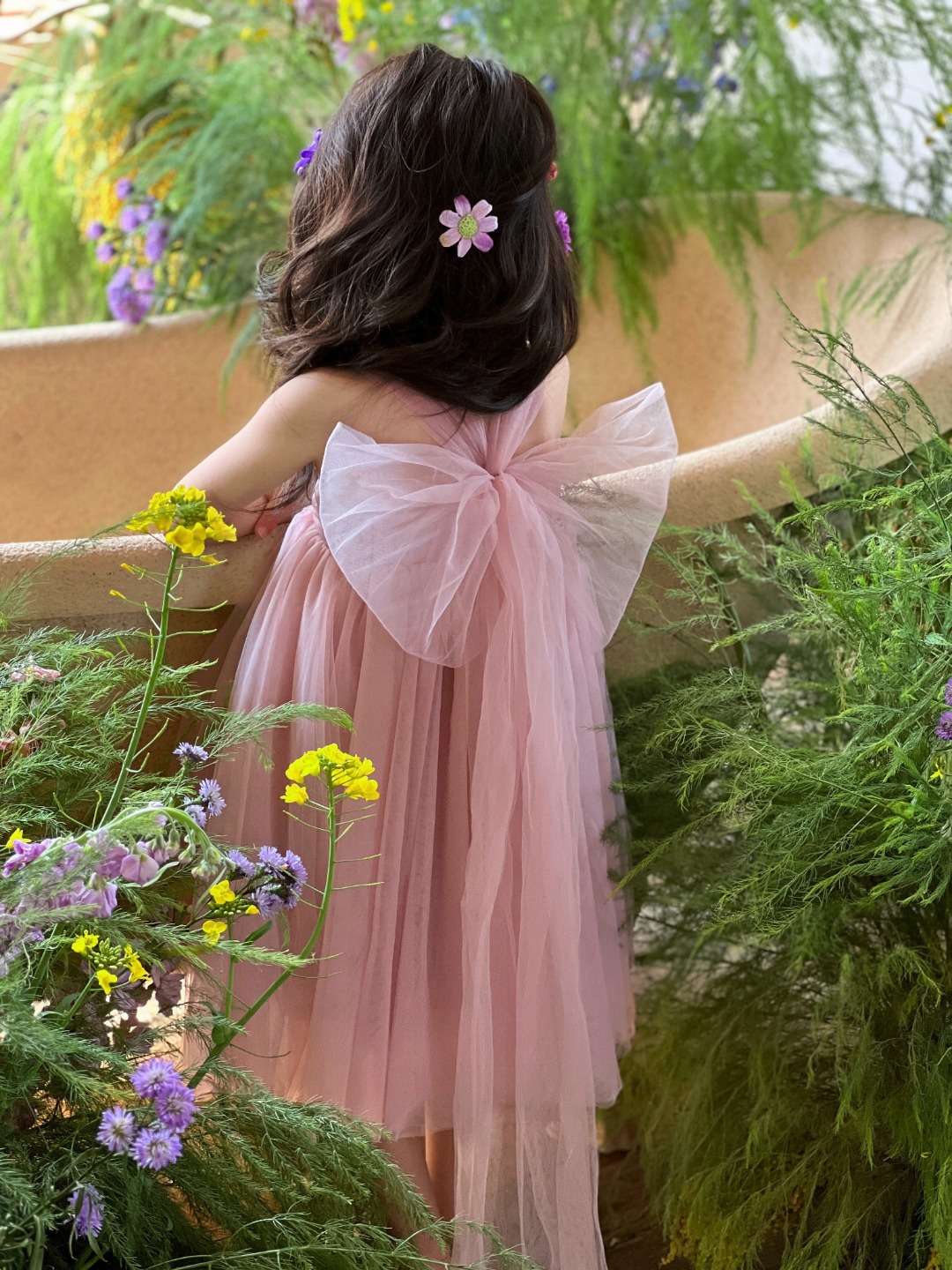 六一新品粉色公主裙公主裙界的杠把子，高级的梦幻粉非常显白，大裙摆带来的仪式感一眼瞬间心动，回头率爆表。