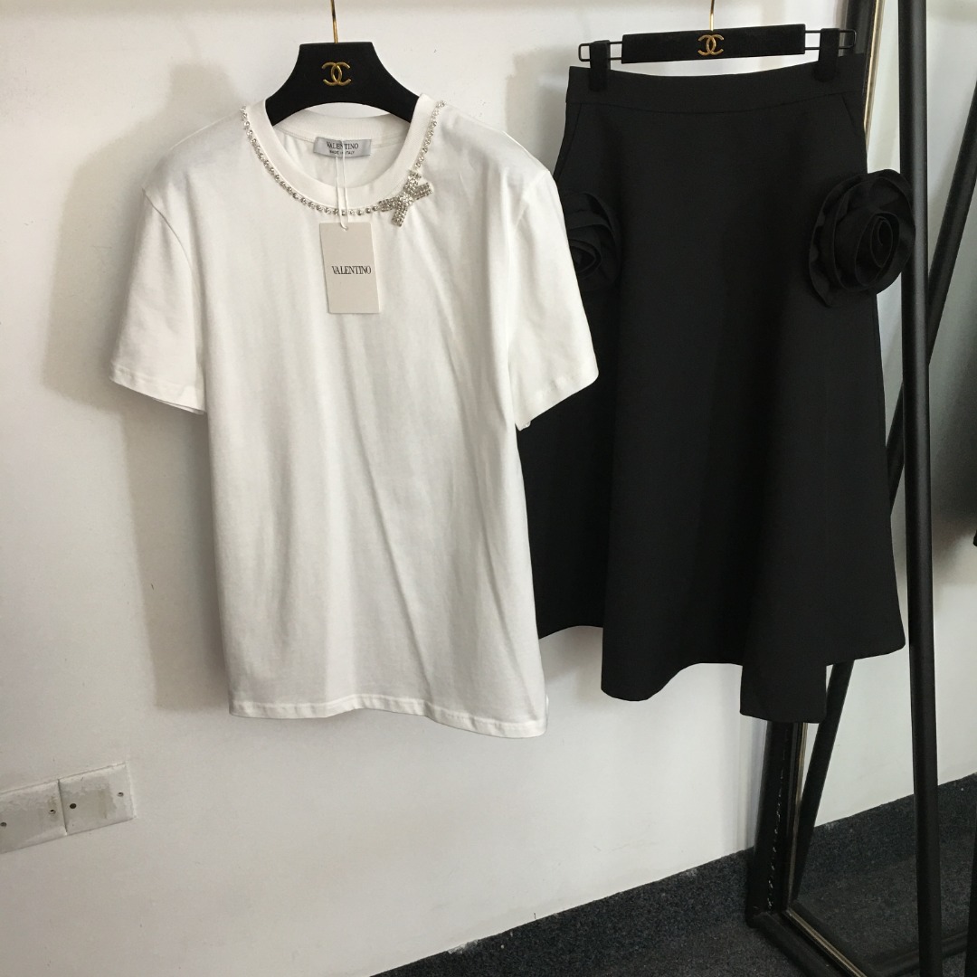Valentino Clothing Skirts T-Shirt Two Piece Outfits & Matching Sets Black White Short Sleeve