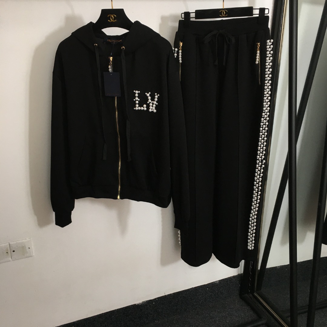 Louis Vuitton Ropa Abrigos y chaquetas Pantalones Trajes de dos piezas y conjuntos a juego Beige Negro Blanco Bordado Blusa con capucha